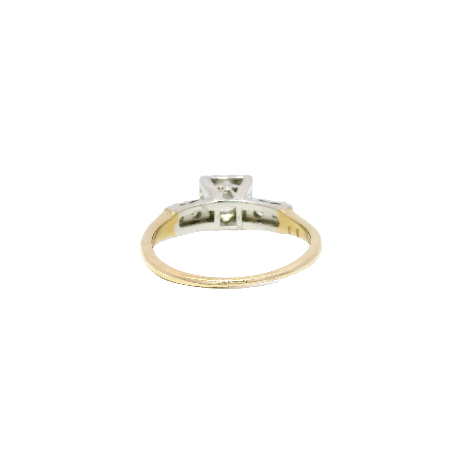 Natural Round Diamond Ring Set in 14K Yellow Gold