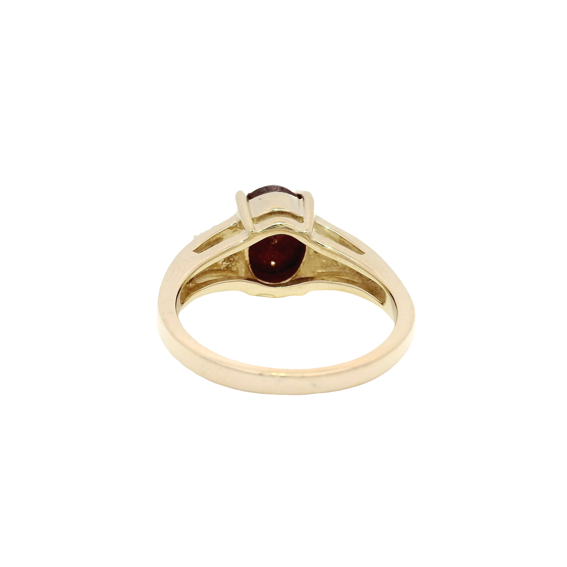 Red Cabachon Ring Set in 14K Yellow Gold