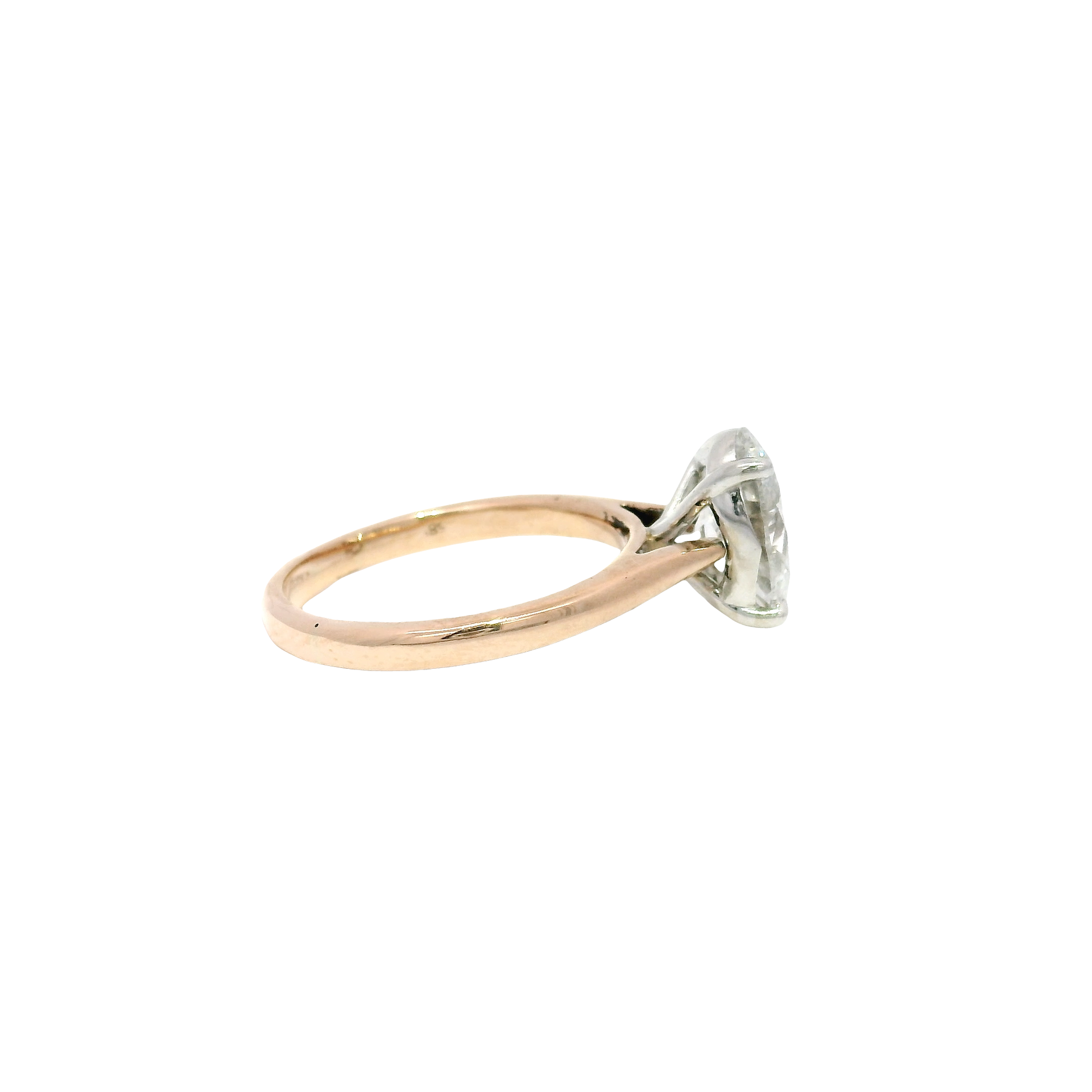 2.16ct. G VS1 Lab Grown Oval Diamond Set in 14K Rose Gold Cathedral Mounting