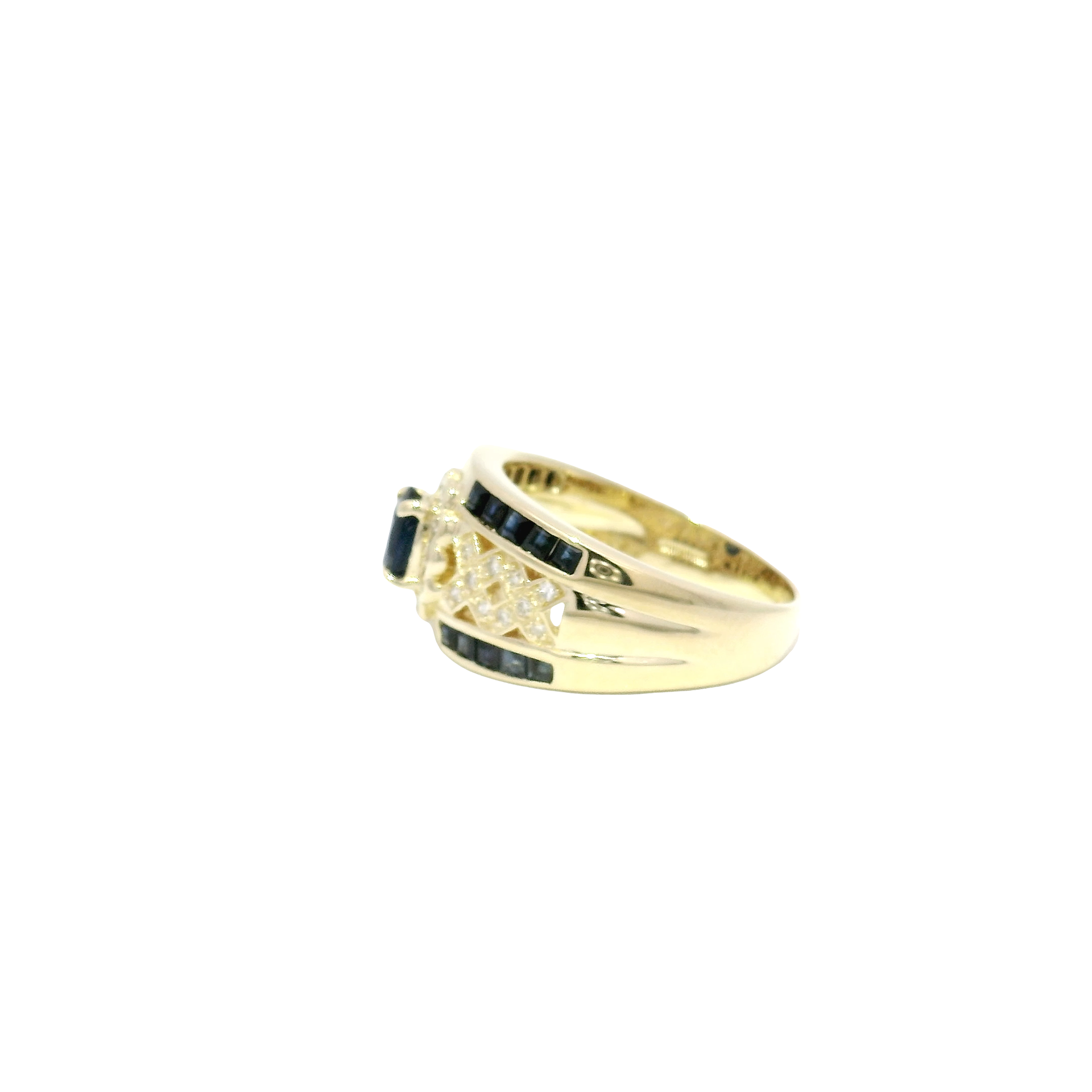 Blue Sapphire Estate Ring in 14K Yellow Gold