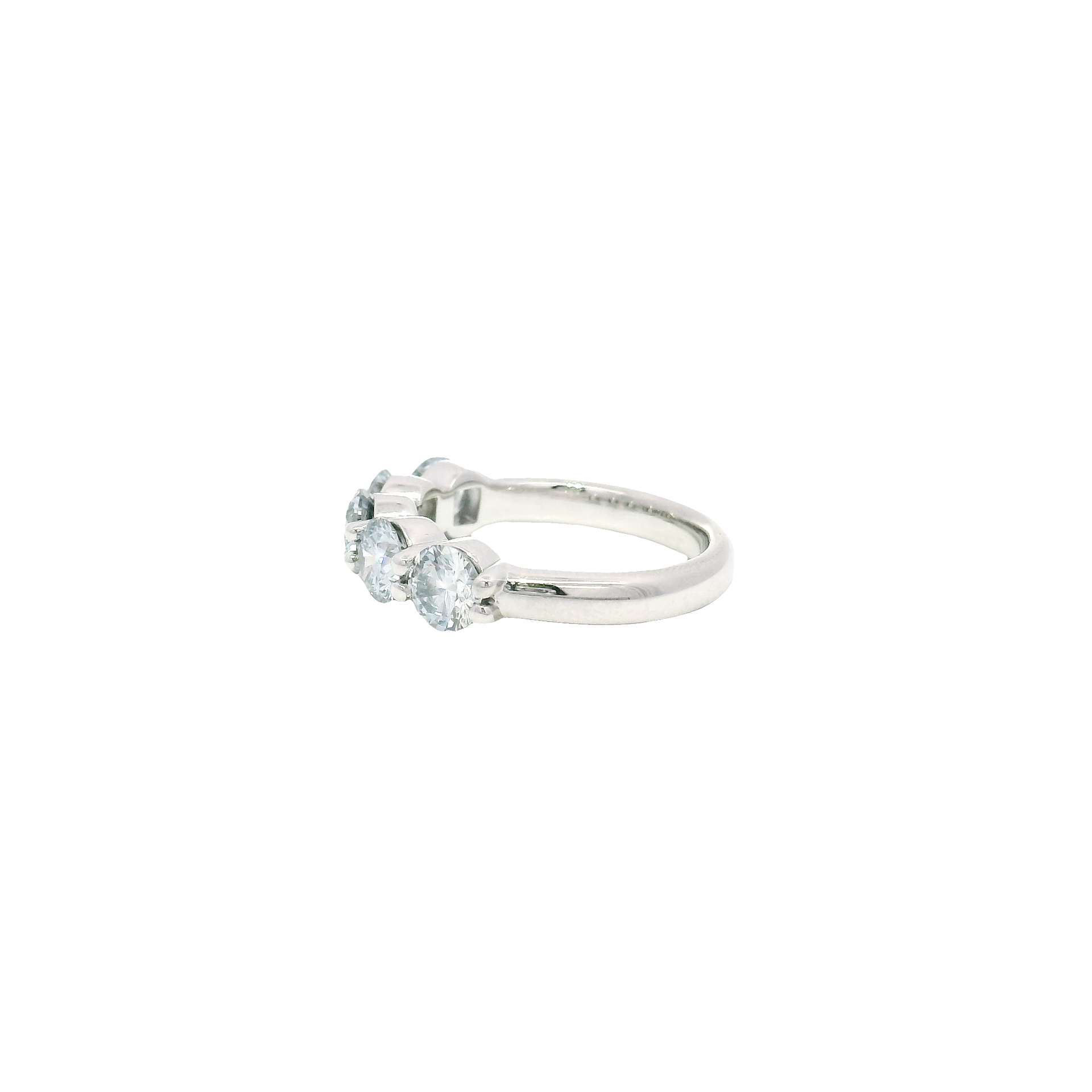 2.2cttw. Lab Grown Diamond Round Double Shared Prong Set Band in 14K White Gold
