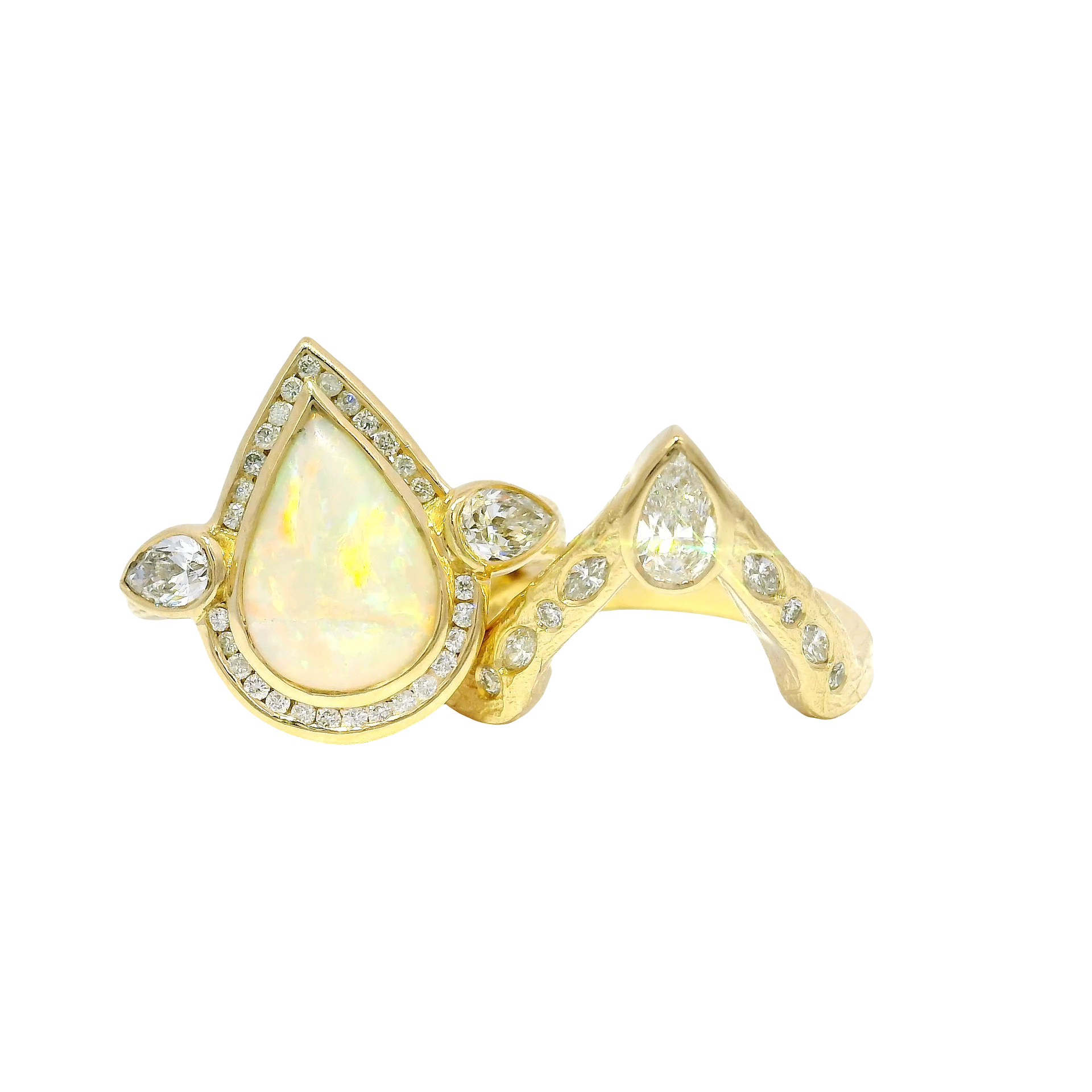 Pear Shape Opal Set in 14K Yellow Gold Mounting with Diamond Accents and Matching Band (Opal is Cracked) Sz 5.5