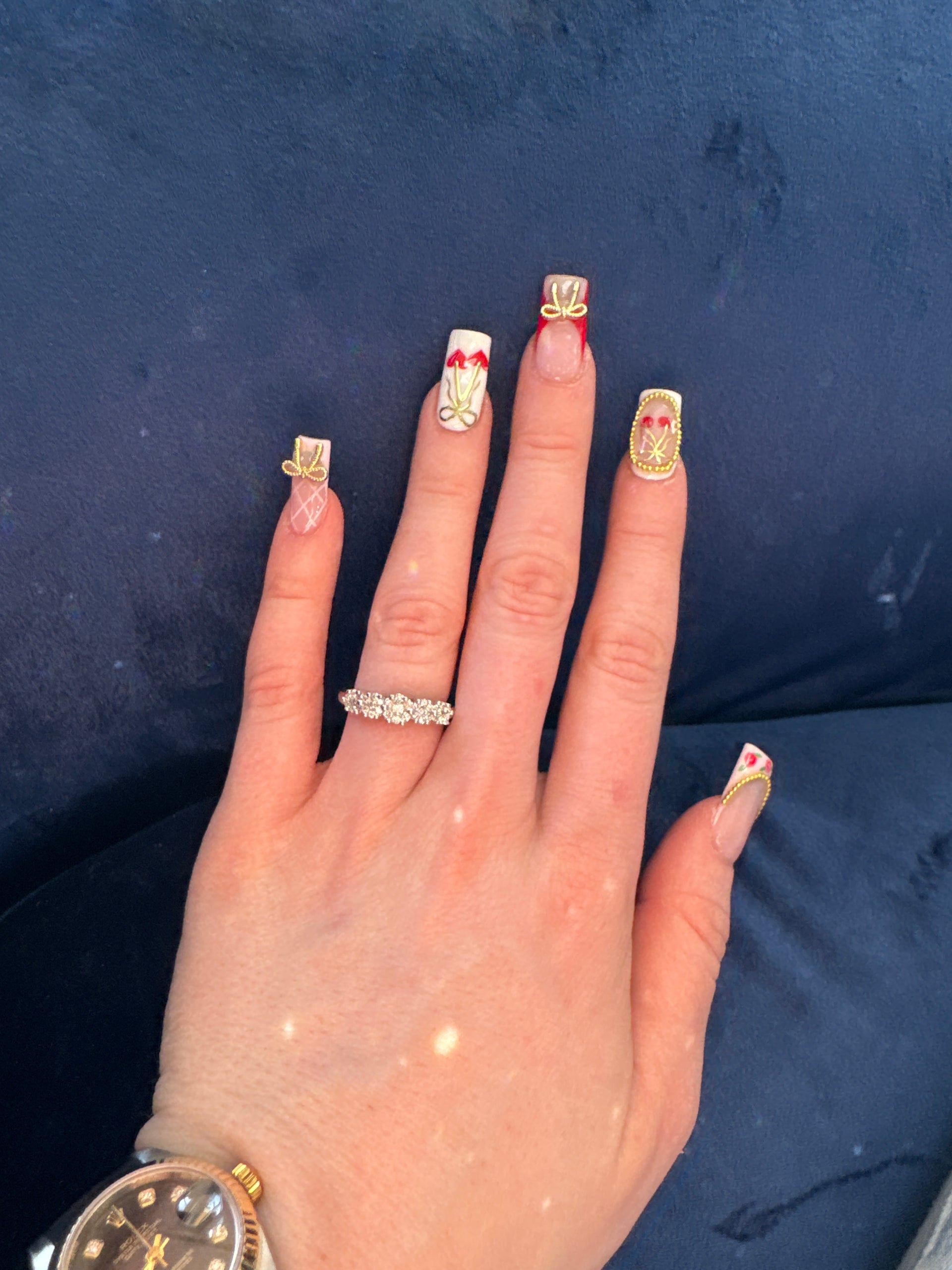 White Gold Natural Diamond Flower Style Band