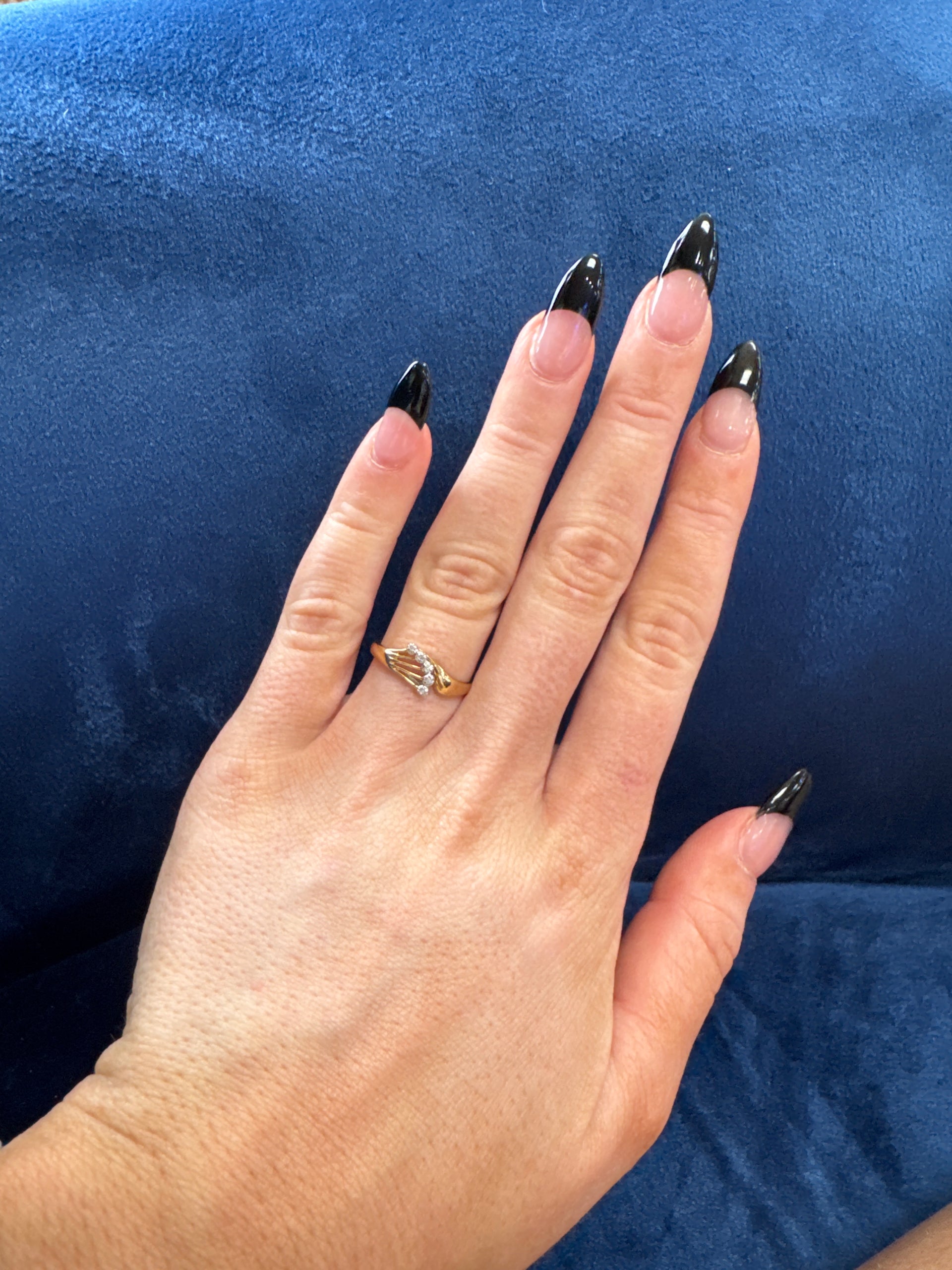 Natural Diamond Ring Set in 10K Yellow Gold
