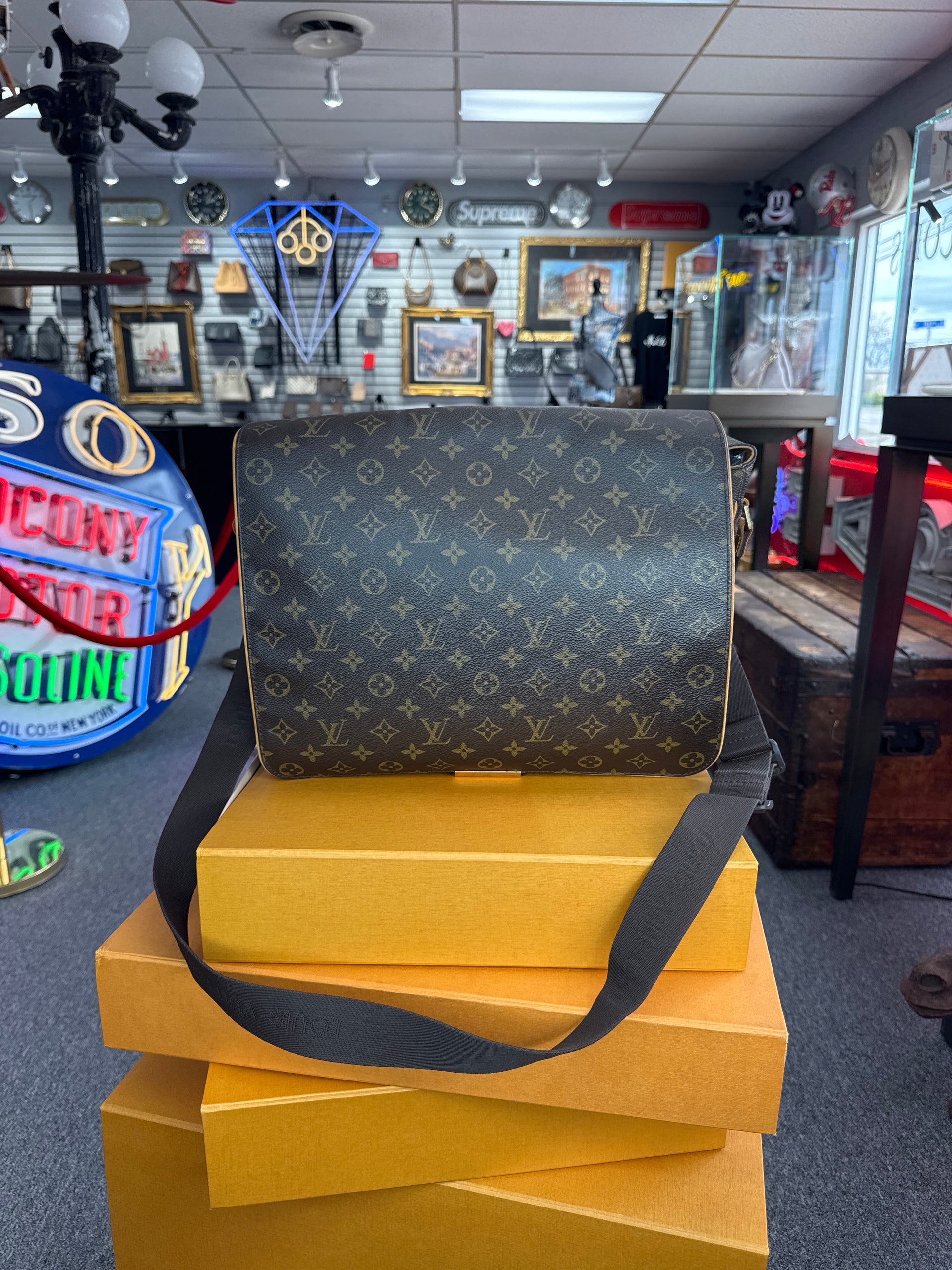 Louis Vuitton Monogram Laptop Bag