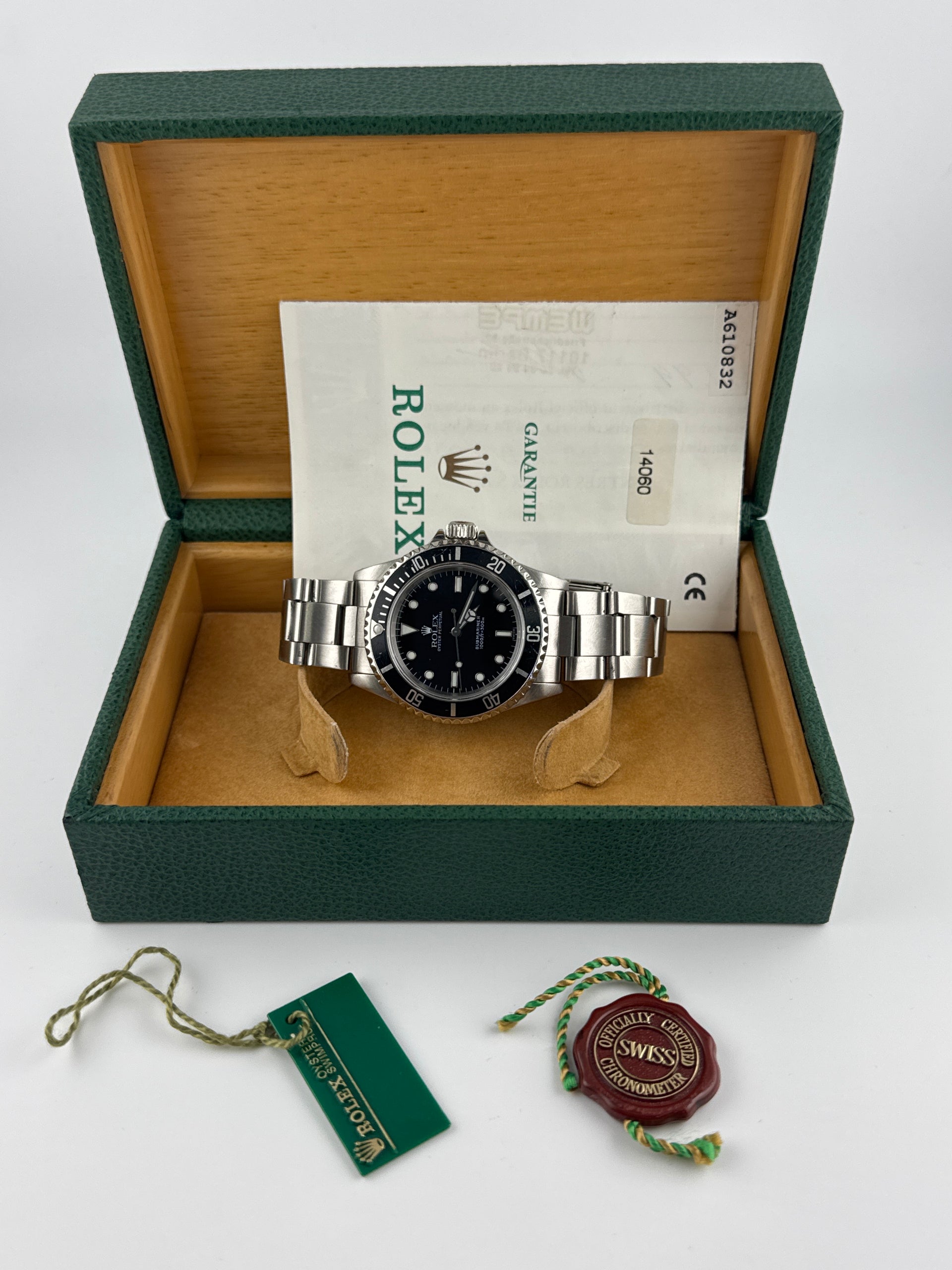 40mm Rolex Submariner 14060 (1999)