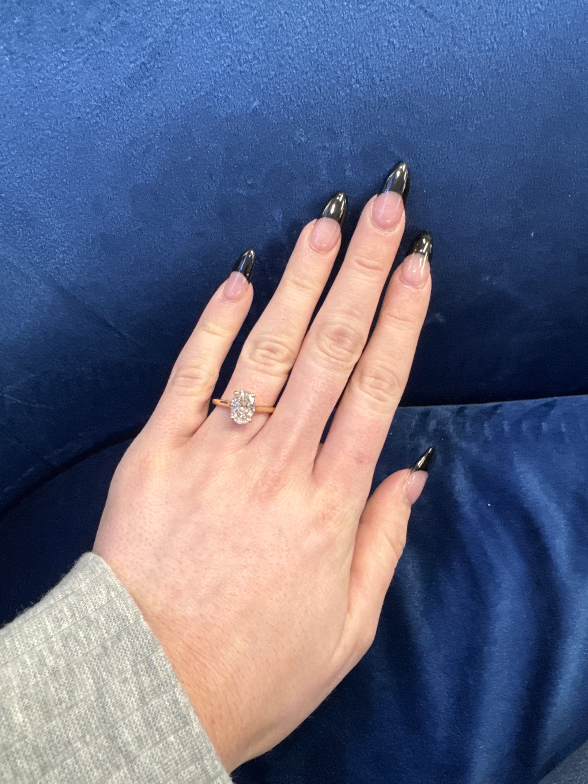 2.02ct. F VS1 Lab Grown Oval in 14K Yellow Gold Cathedral