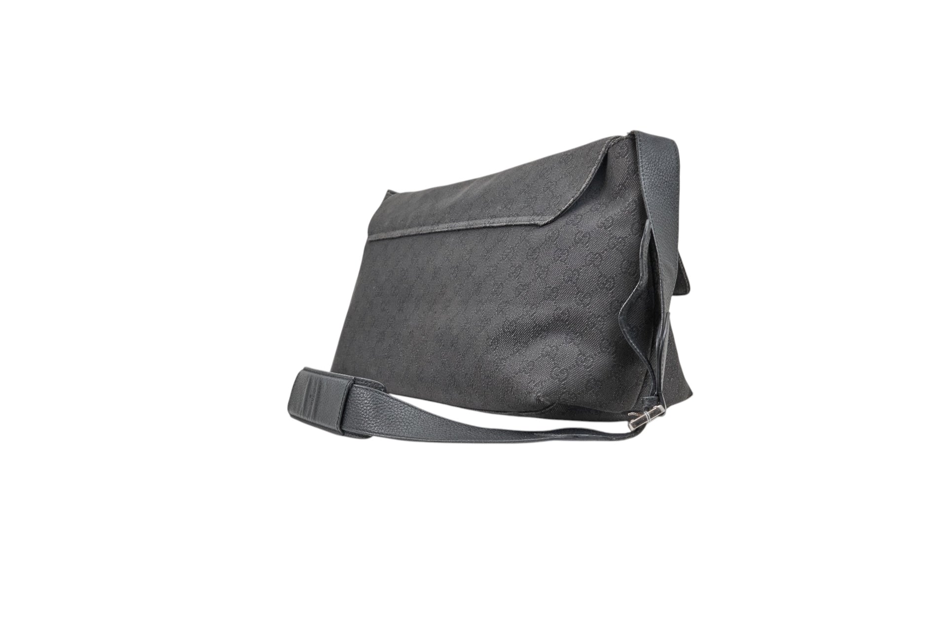 Gucci GG Supreme Canvas Messenger Bag