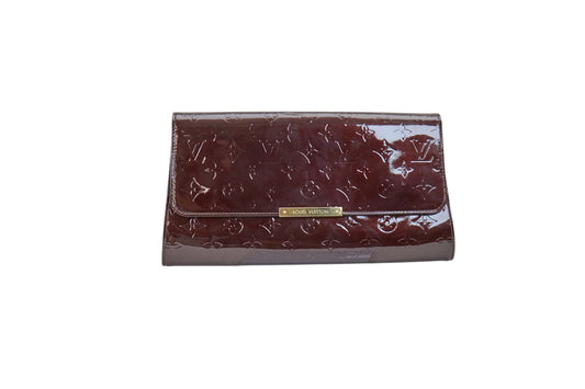 Louis Vuitton Robertson Clutch Monogram Vernis Amarante