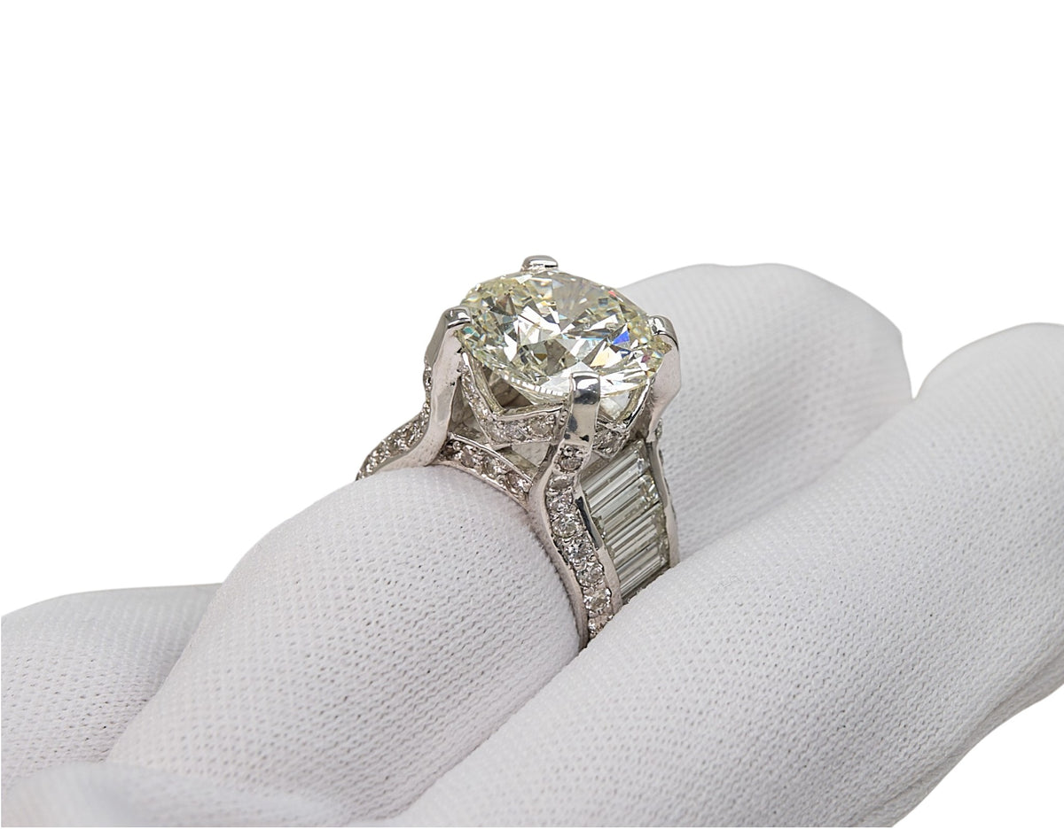 10.05ct K SI2 Natural Round Diamond in 6cttw. Natural Diamond & Platinum Mounting