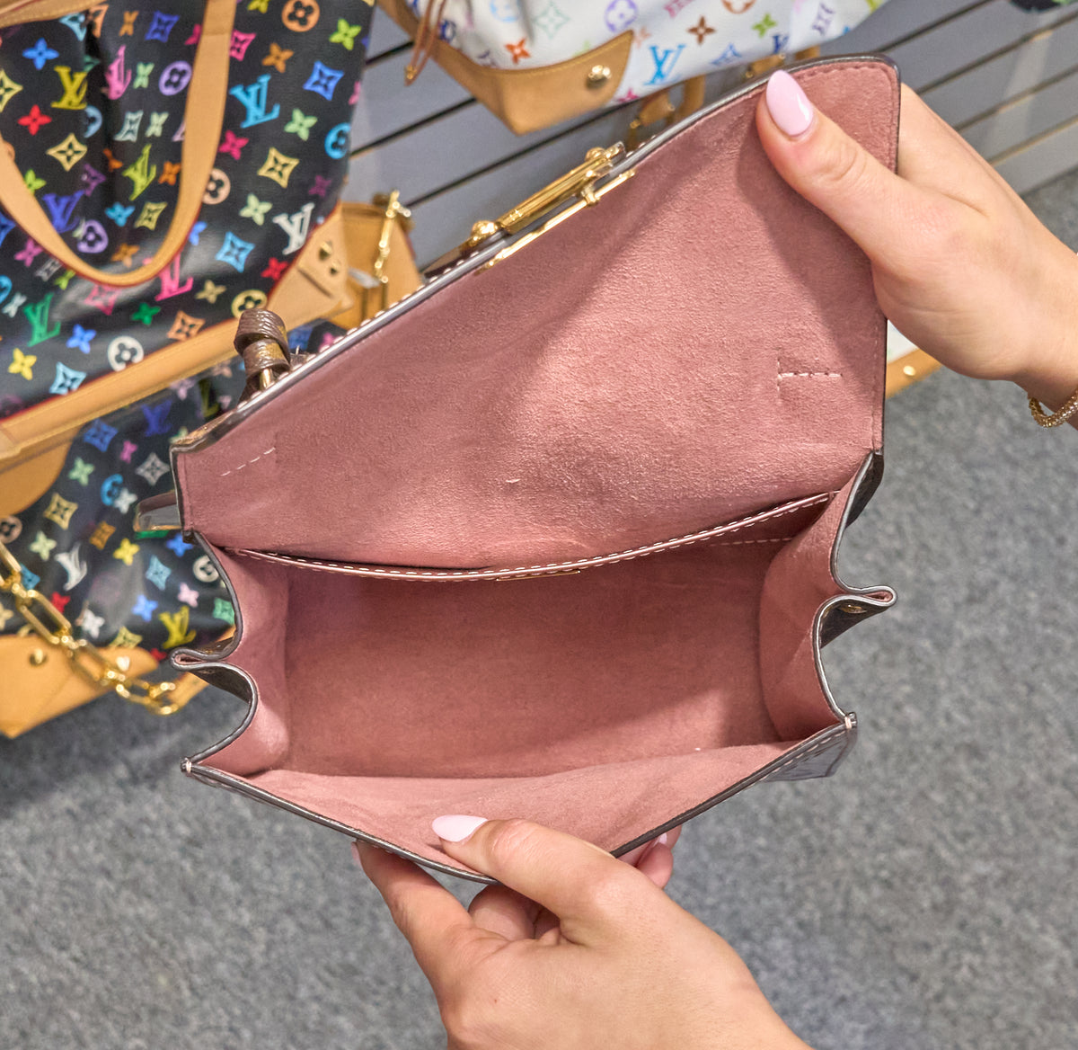 Louis Vuitton Spring Street PM Monogram Vernis Rose Pearl