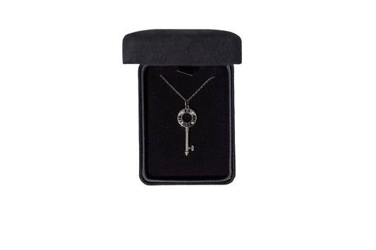 Tiffany & Co Key Pendant in 18K White Gold on Tiffany 18K White Gold Chain