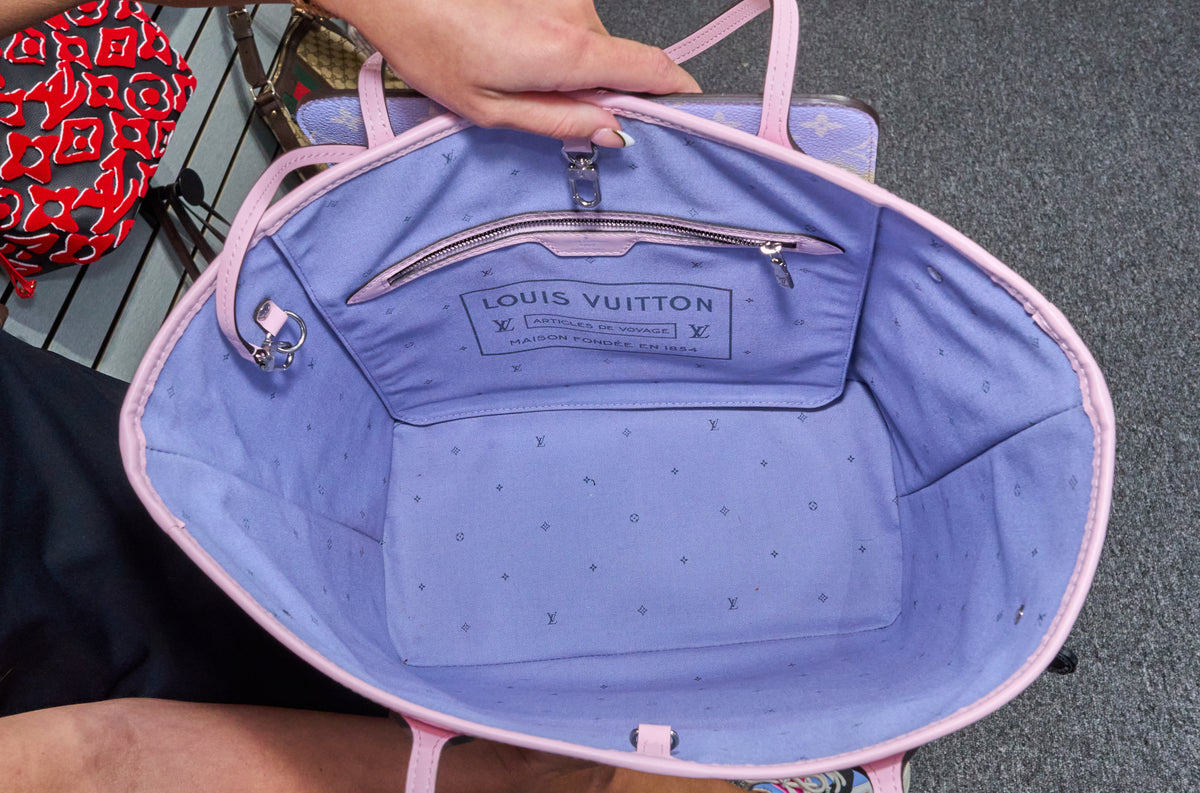 Louis Vuitton Neverfull MM Monogram Giant Escale Pastel