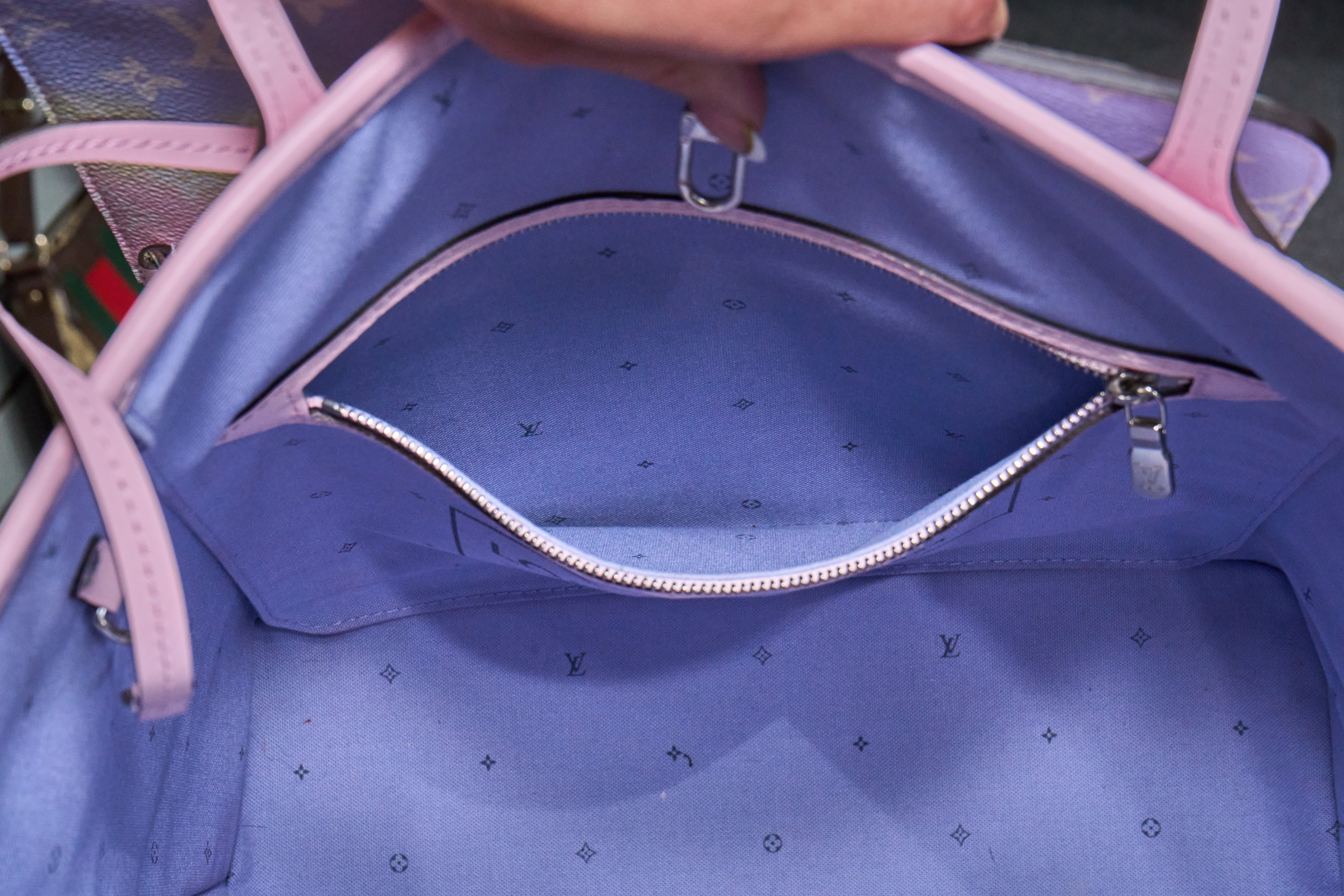 Louis Vuitton Neverfull MM Monogram Giant Escale Pastel