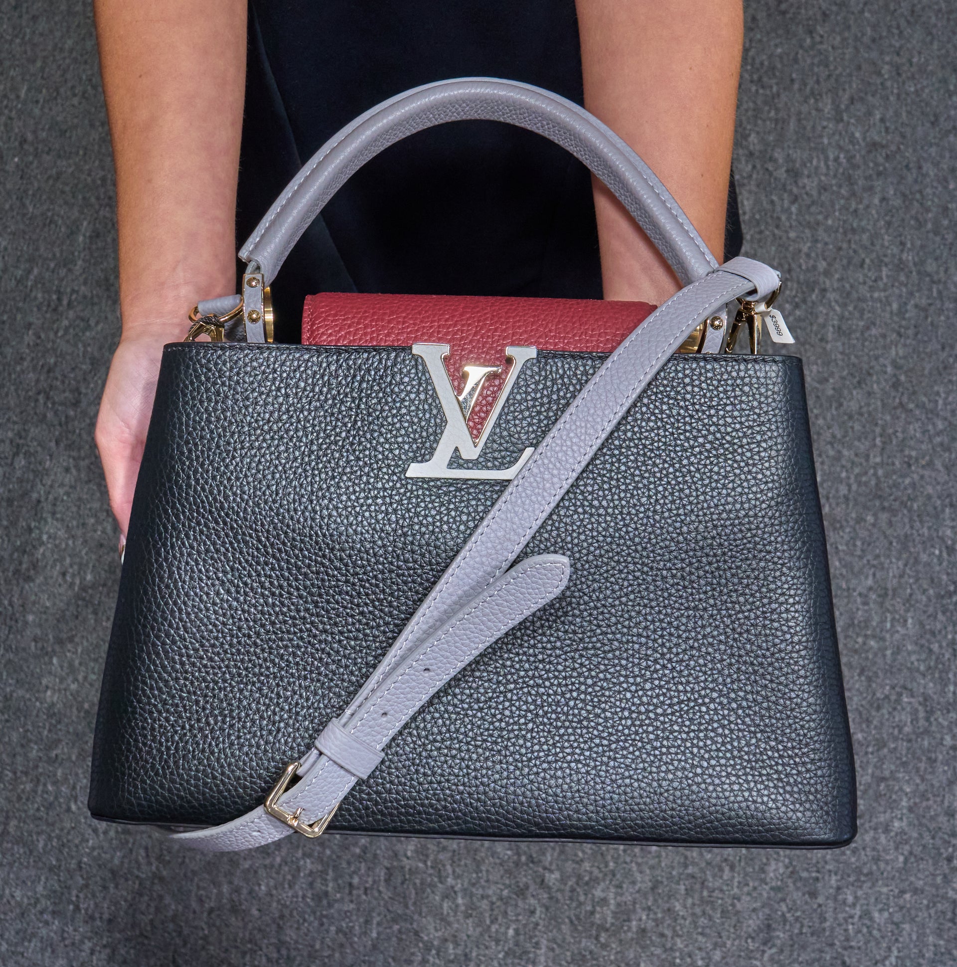 Louis Vuitton Capucines PM Taurillon Noir Bordeaux Gray