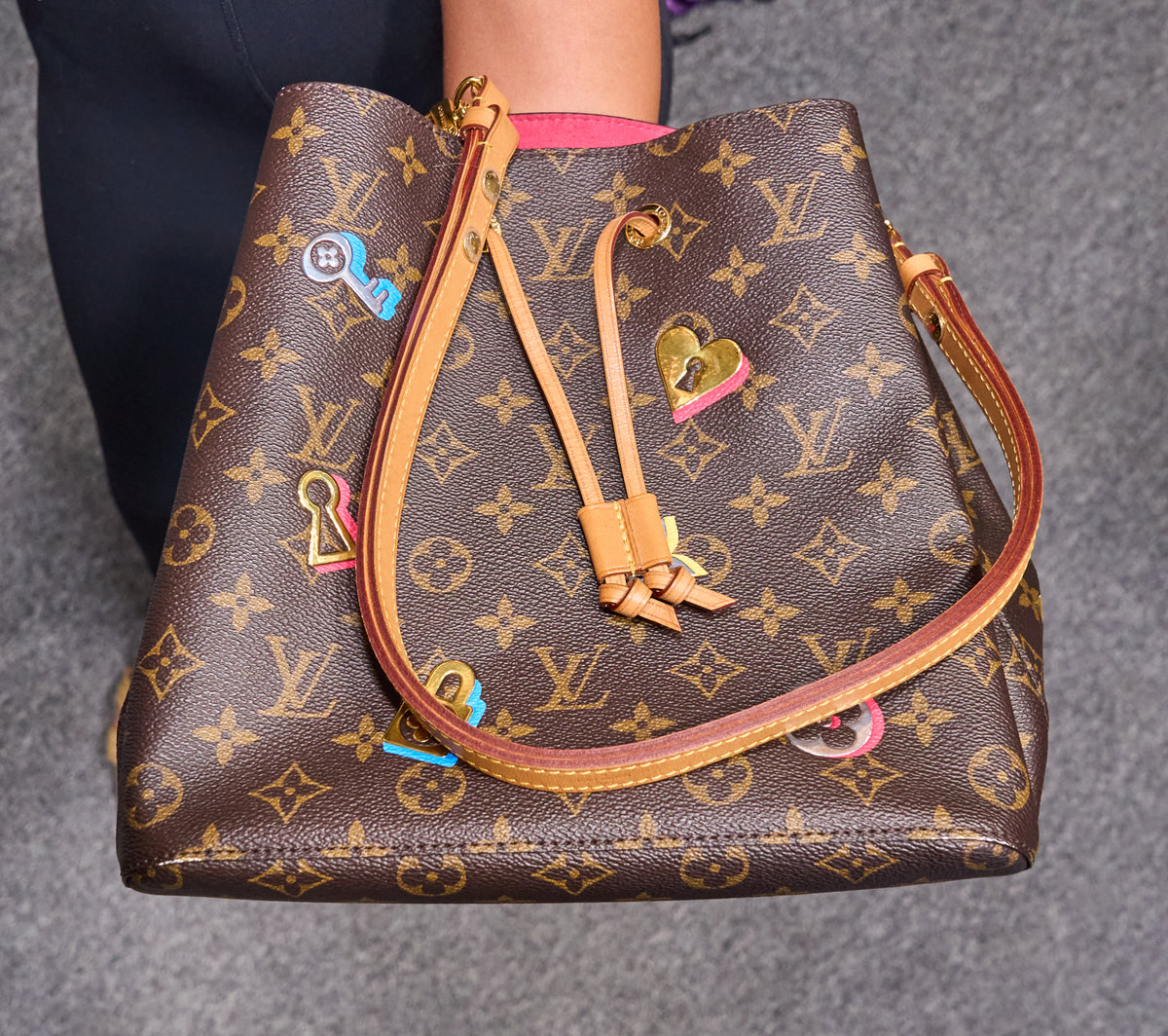 Louis Vuitton Neonoe Monogram Love Lock