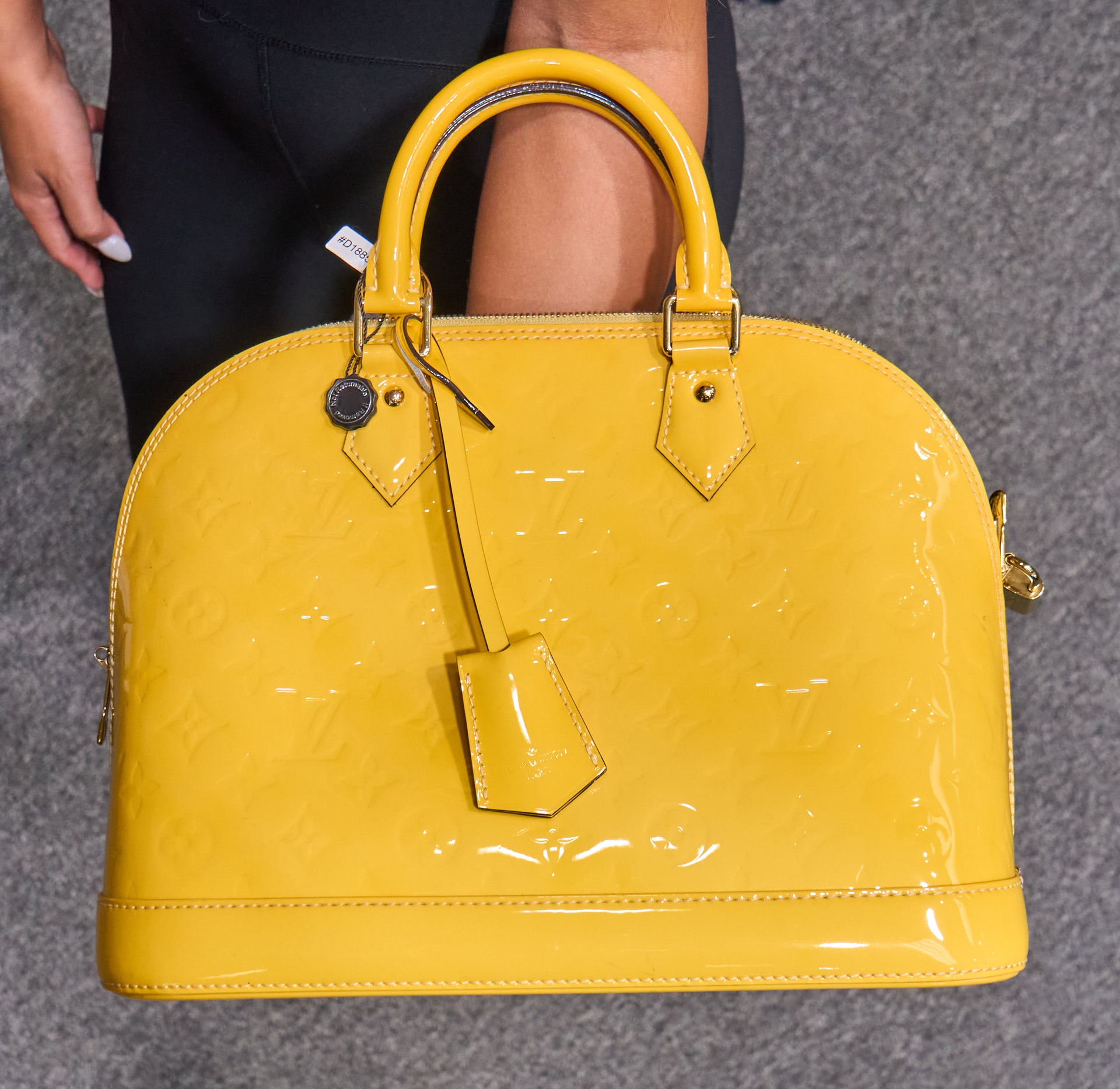 Louis Vuitton Alma PM Monogram Vernis Jaune Passion