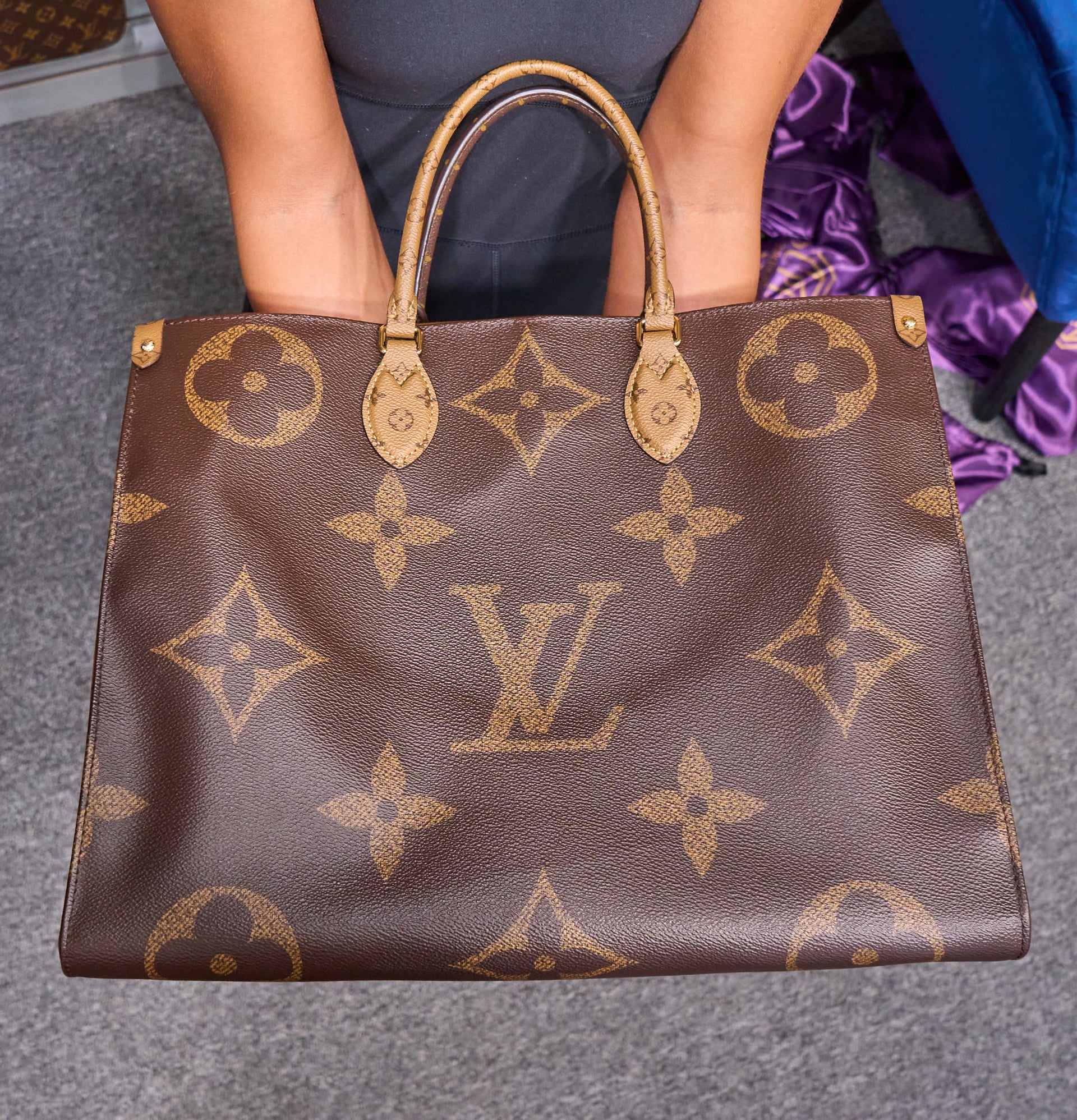 Louis Vuitton OnTheGo GM Monogram Giant Reverse