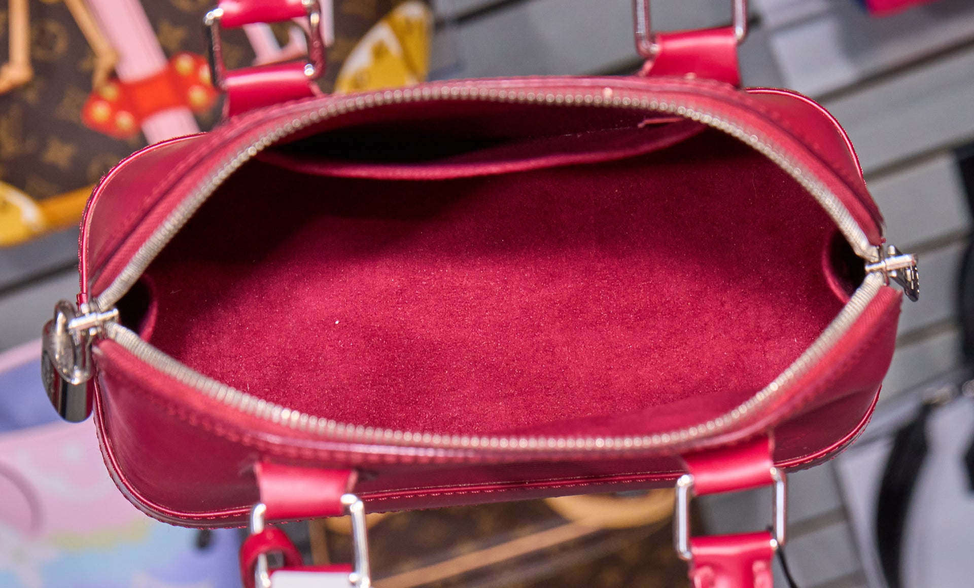 Louis Vuitton Alma BB Epi Fucshia