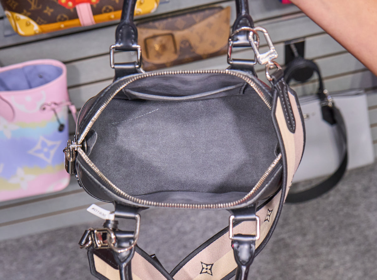 Louis Vuitton Alma BB Epi Noir