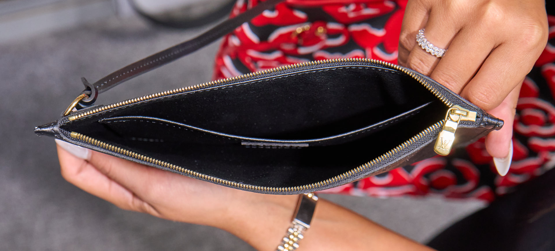 Louis Vuitton Neverfull MM Monogram Urs Fischer Noir Red