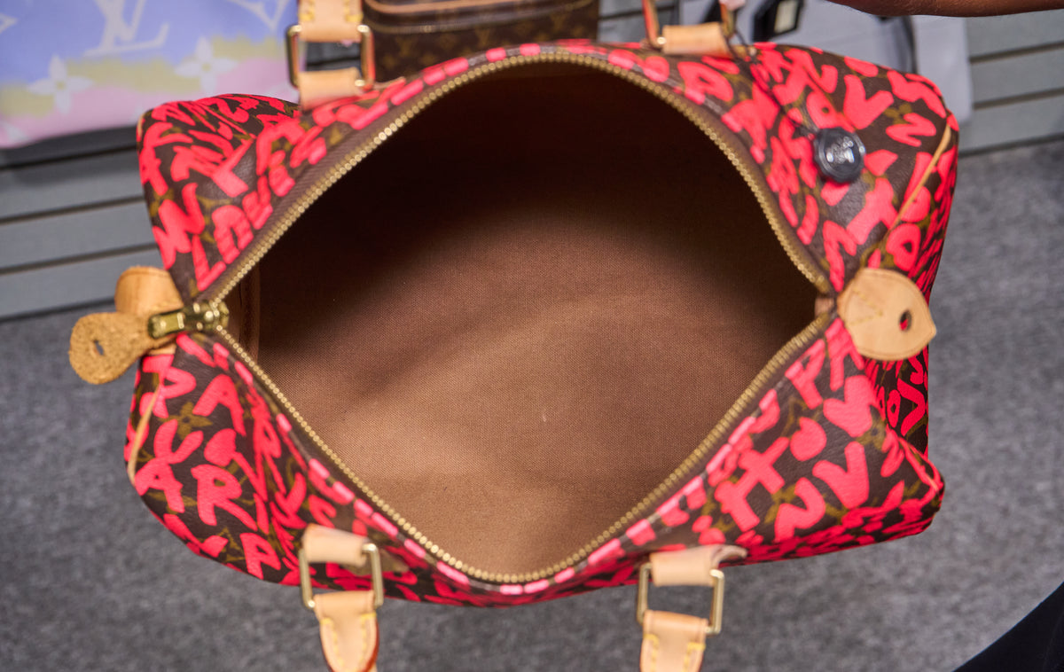 Louis Vuitton Speedy 30 Monogram Graffiti Fuchsia