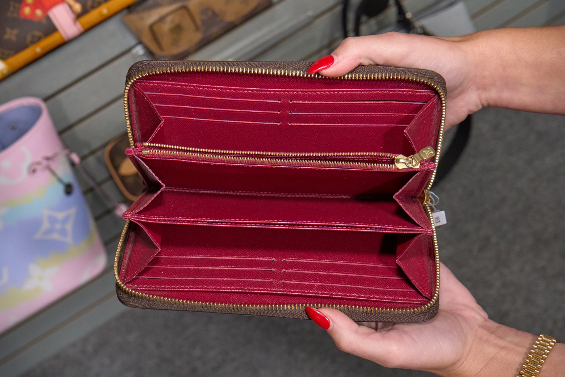 Louis Vuitton Zippy Wallet Monogram Fuchsia