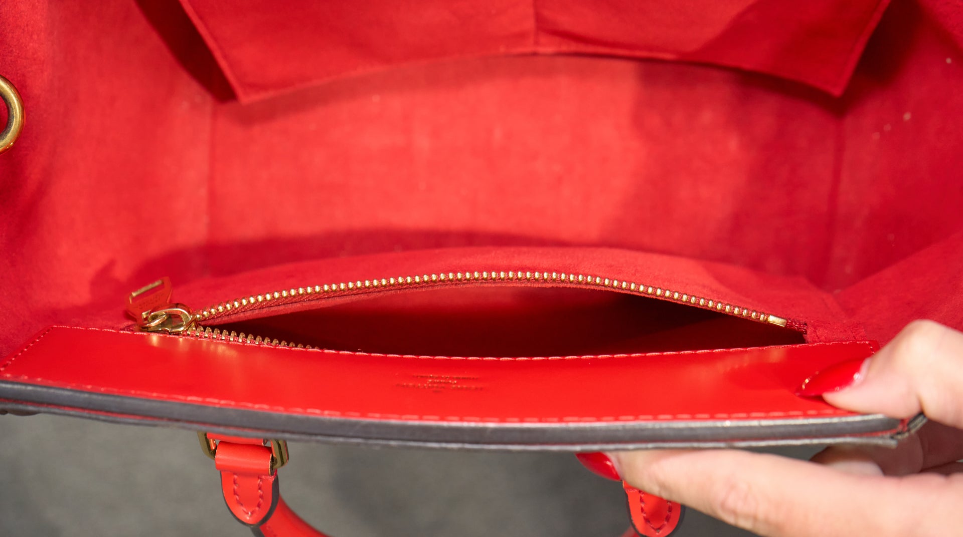 Louis Vuitton Phenix PM Monogram Coquelicot