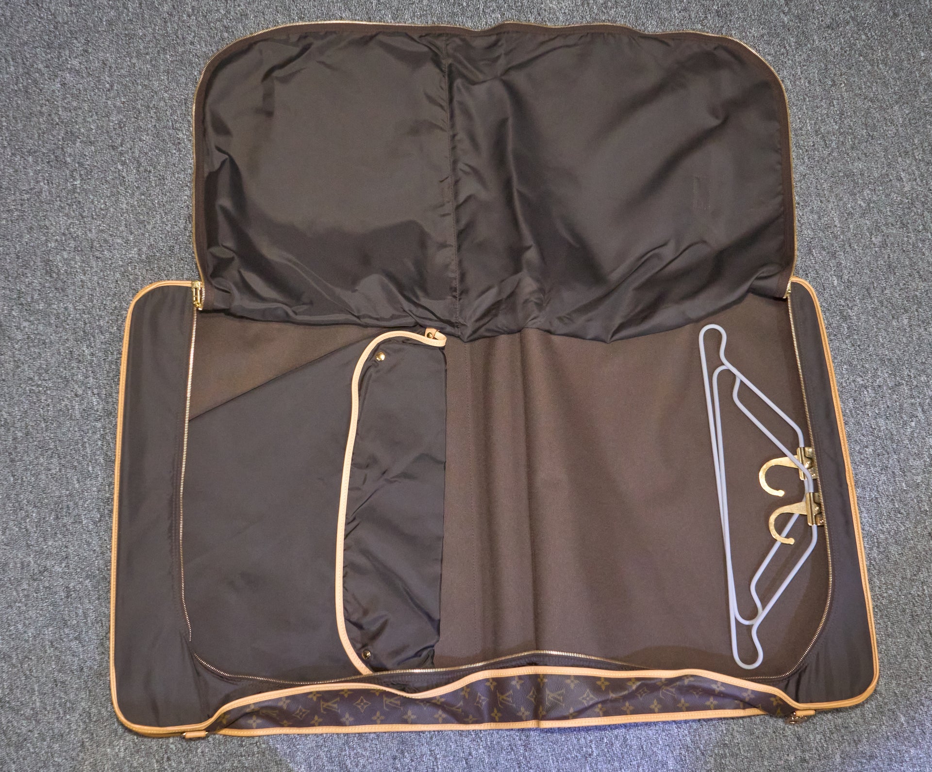 Louis Vuitton Portable Cabine Monogram