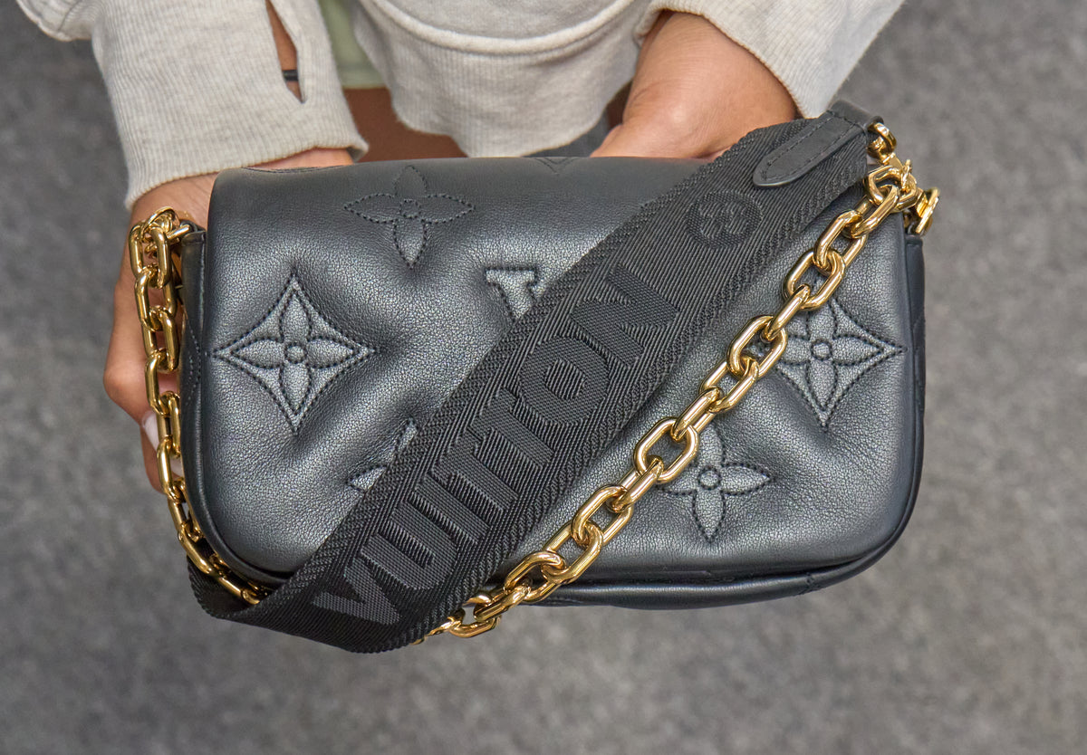 Louis Vuitton Wallet On Strap Bubblegram Black