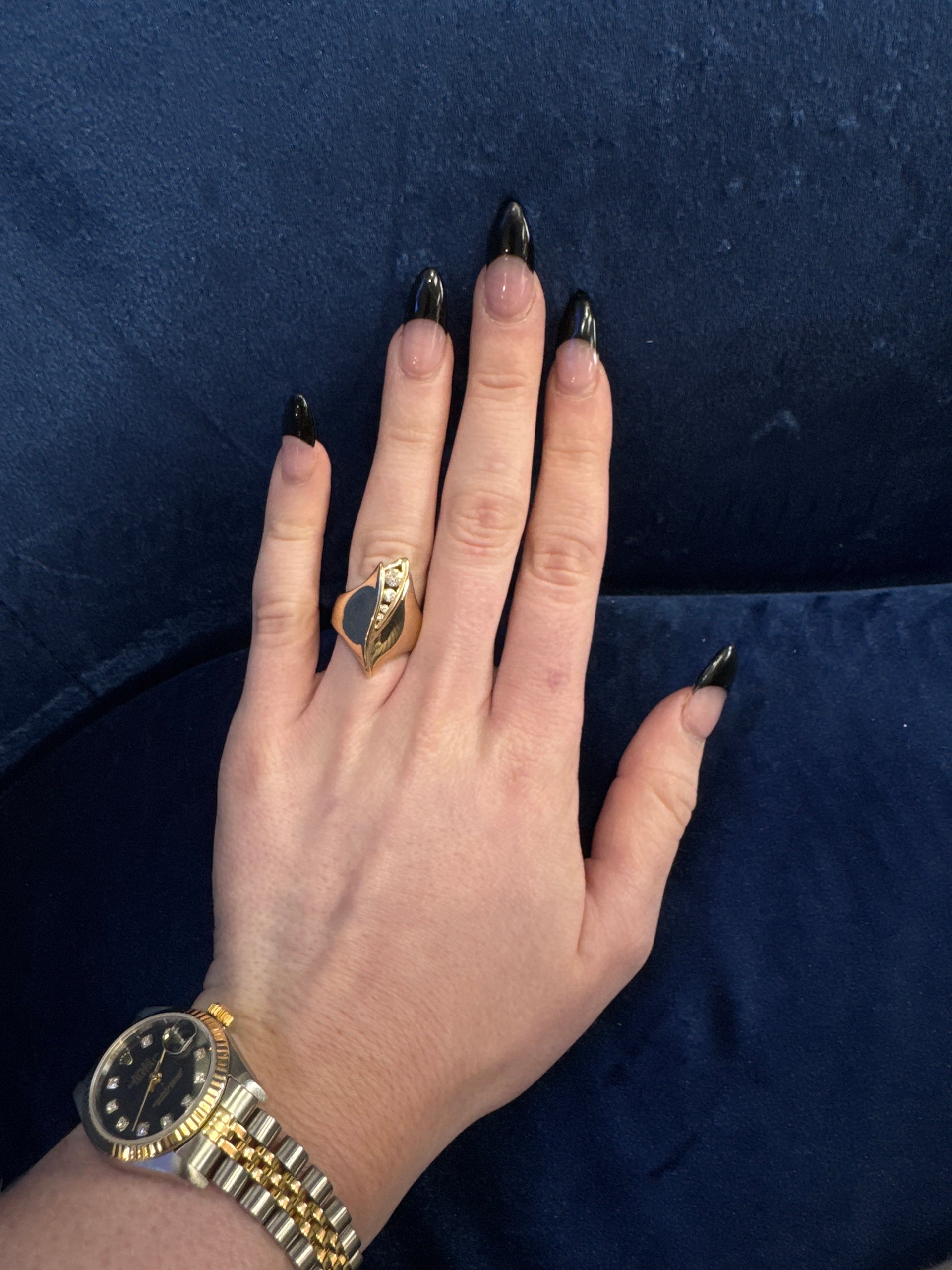 Contemporary Bypass Swirl Style Natural Diamond Estate Ring in 14K Yellow Gold