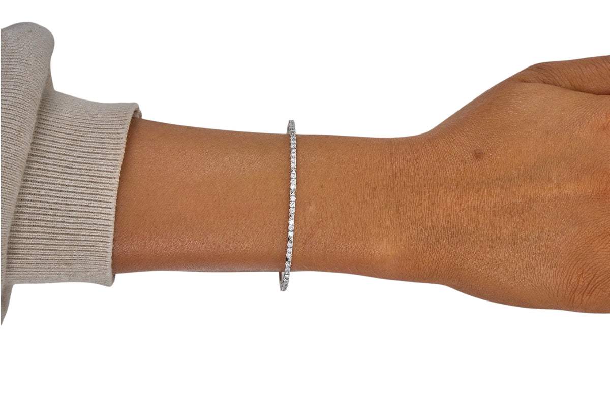 1cttw. F VS Lab Grown Flexible Bangle in 14K White Gold