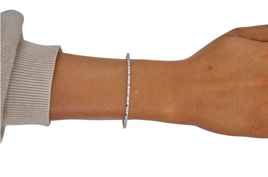1cttw. F VS Lab Grown Flexible Bangle in 14K White Gold
