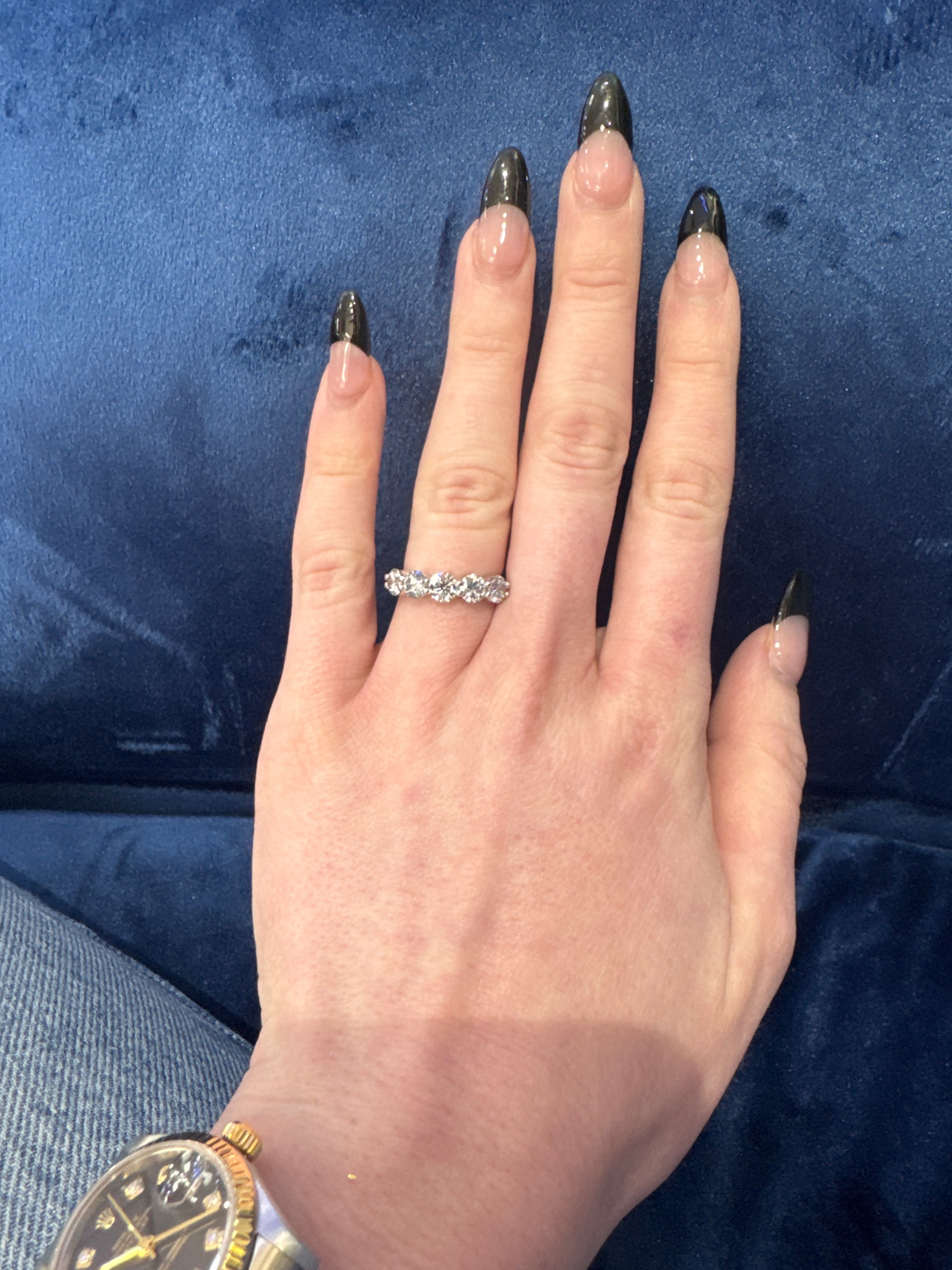 2.2cttw. Lab Grown Diamond Round Double Shared Prong Set Band in 14K White Gold