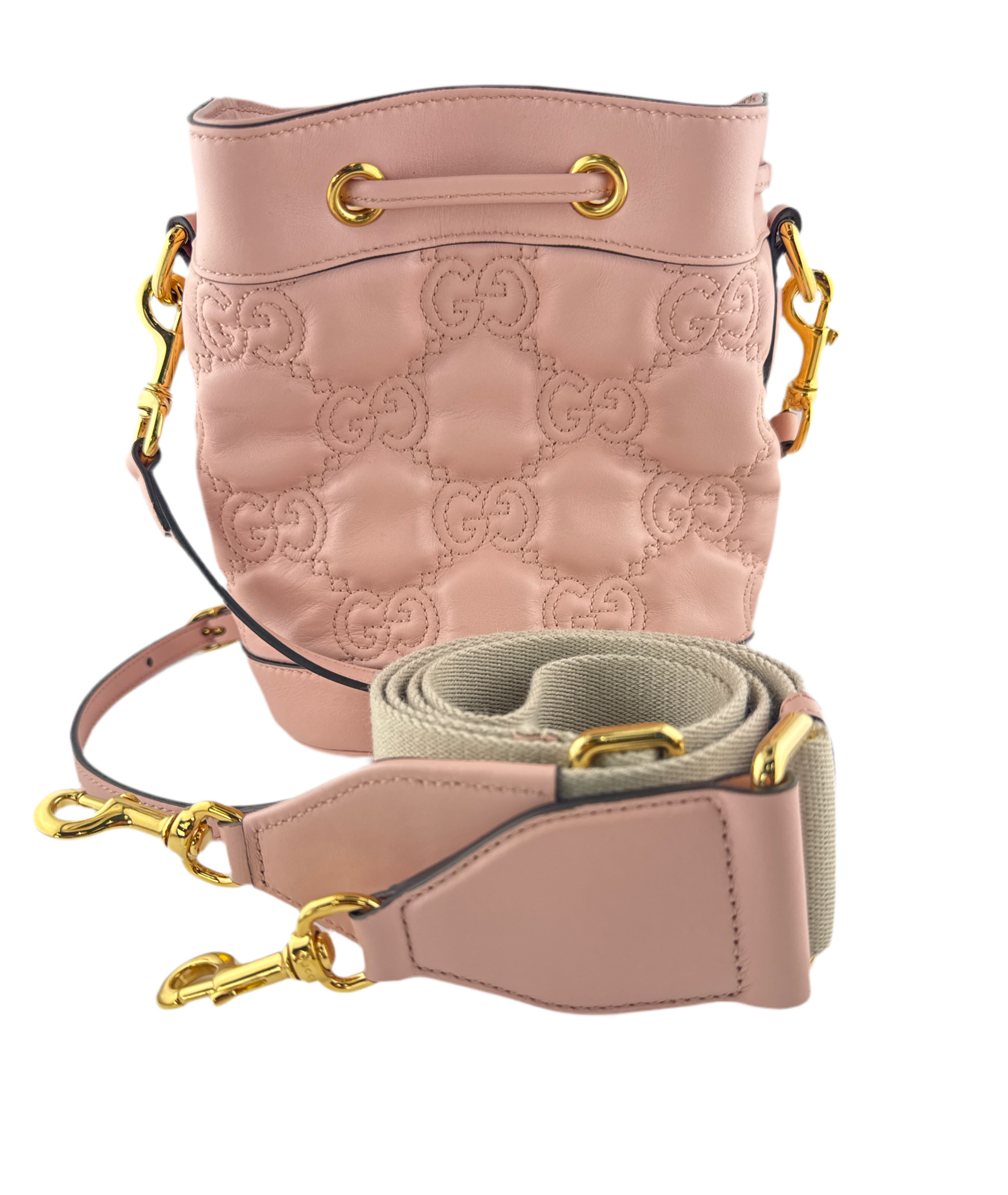 Gucci GG Matelasse Bucket Bag Pink