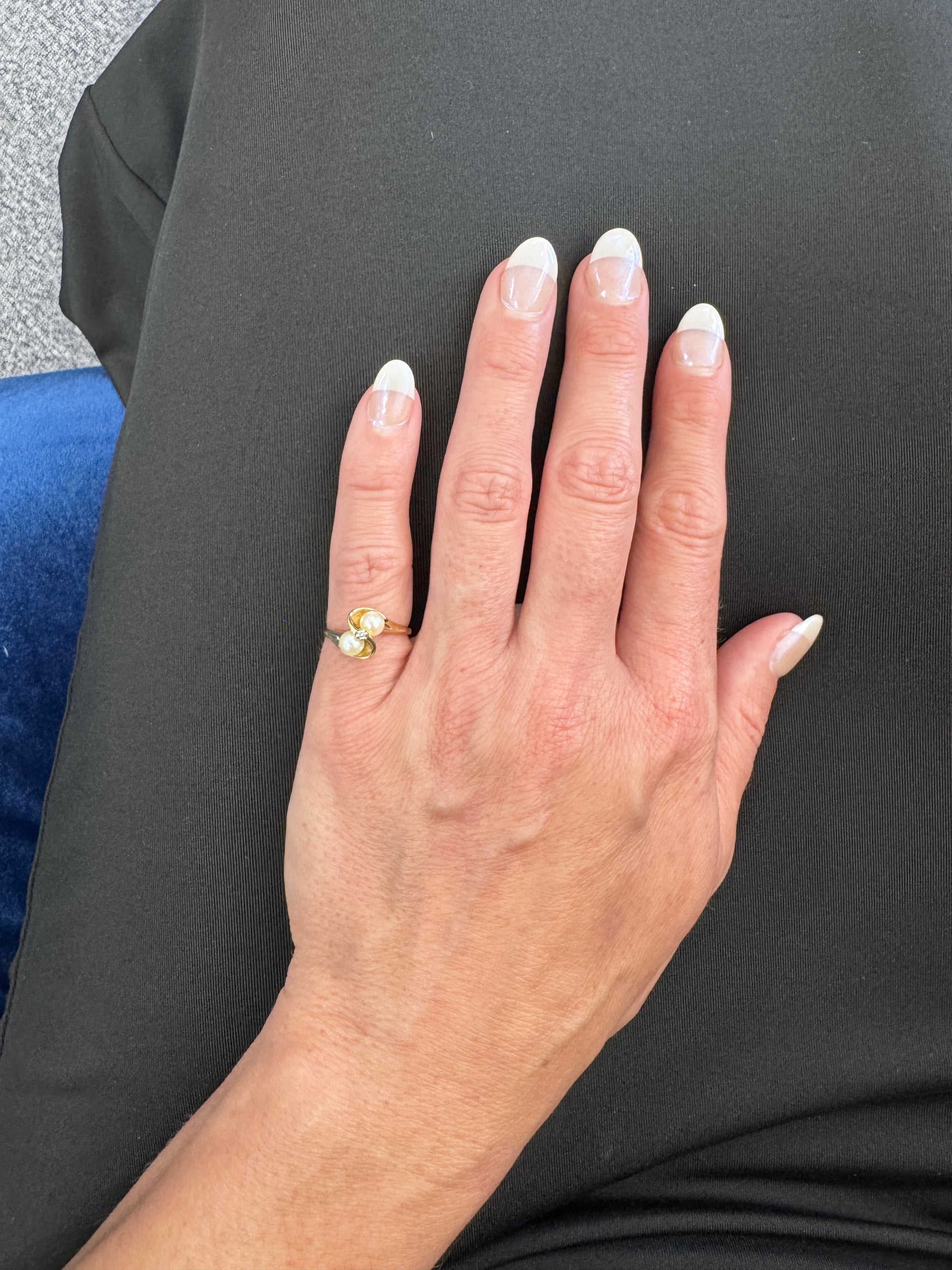 10K Yellow Gold 2 Pearl Ring
