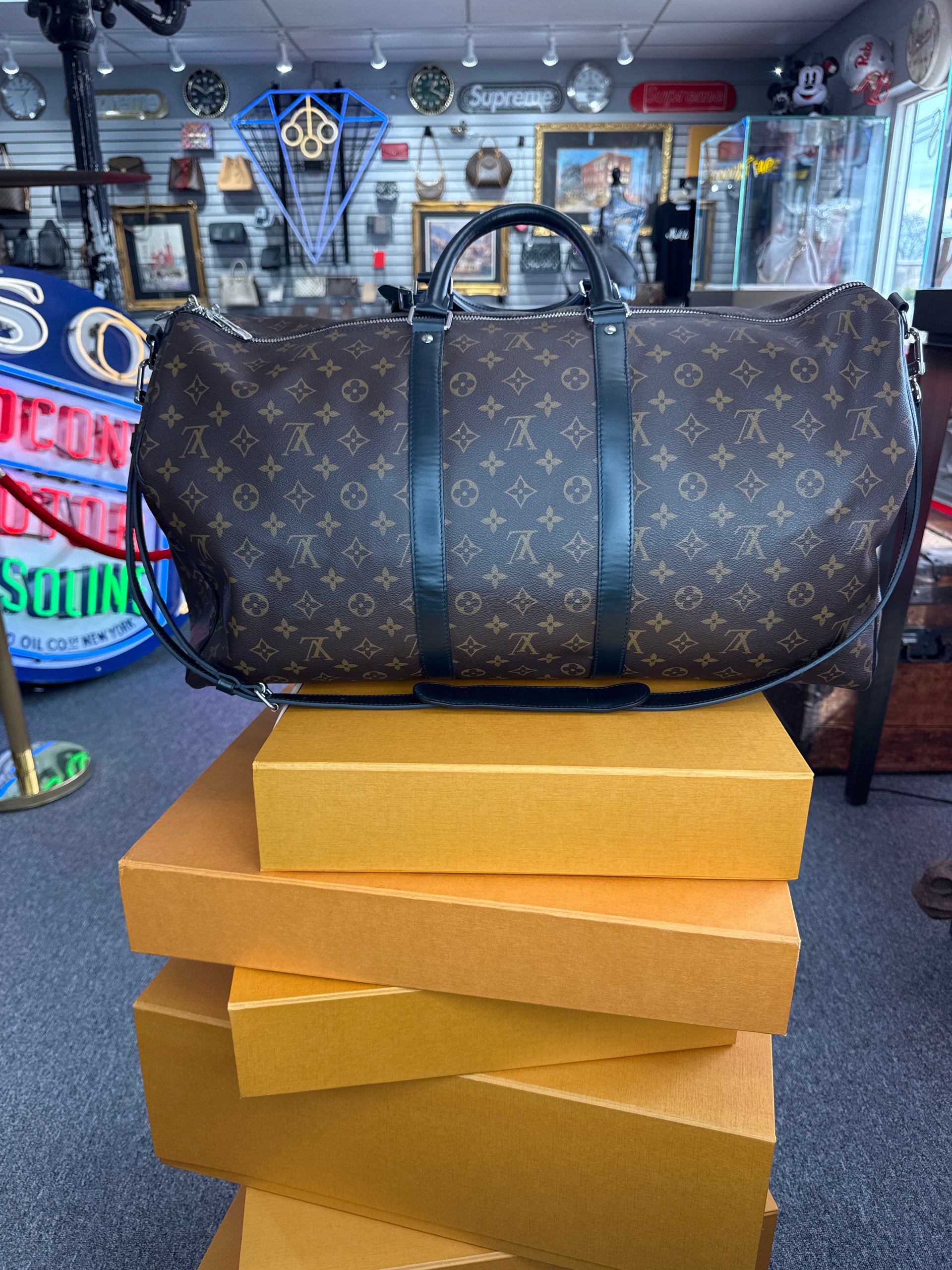 Louis Vuitton Keepall Bandouliere 55 Monogram Macassar