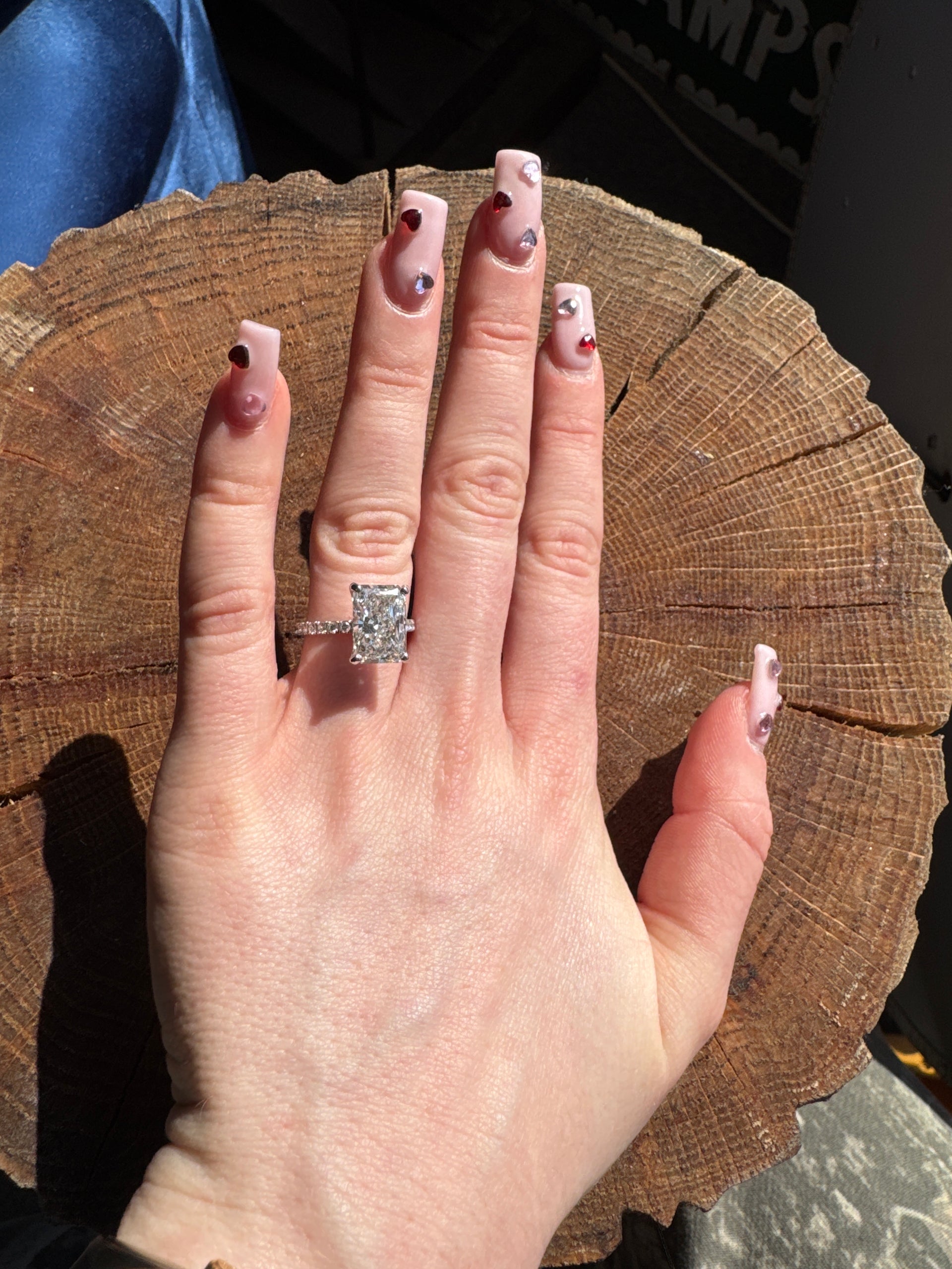 4.94 G VVS2 Lab Elongated Radiant in 14K White Gold Mounting