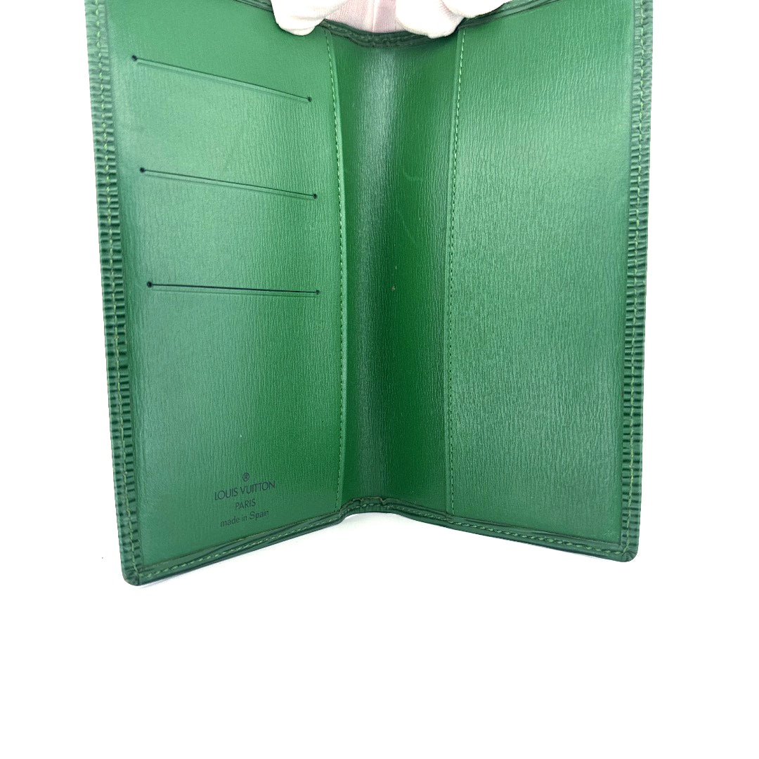 Louis Vuitton Green Epi Leather Vintage Checkbook