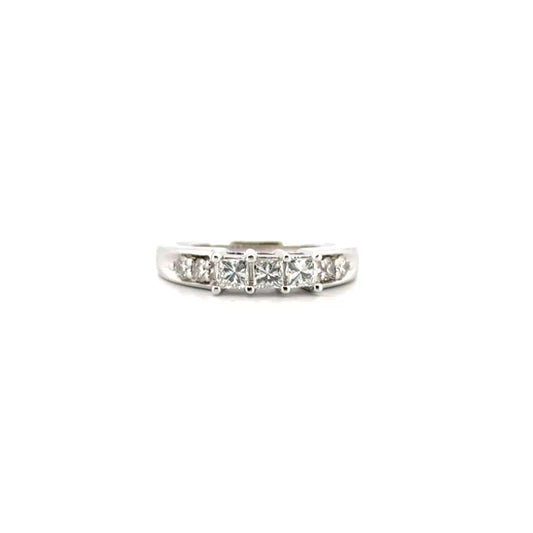 Diamond Ring Set in 14K White Gold