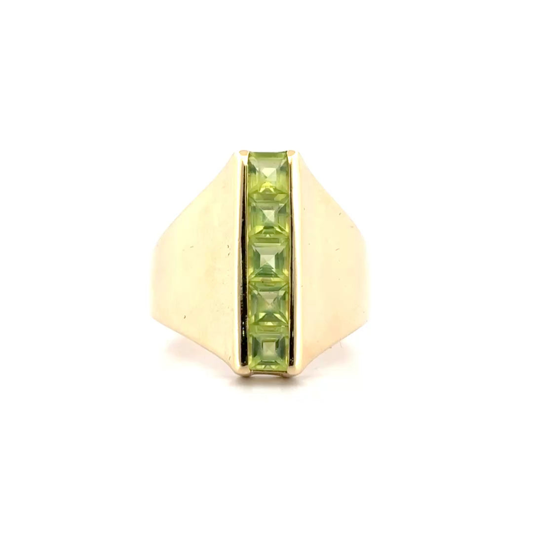 Men's Peridot Estate Ring Set in 14K Yellow Gold