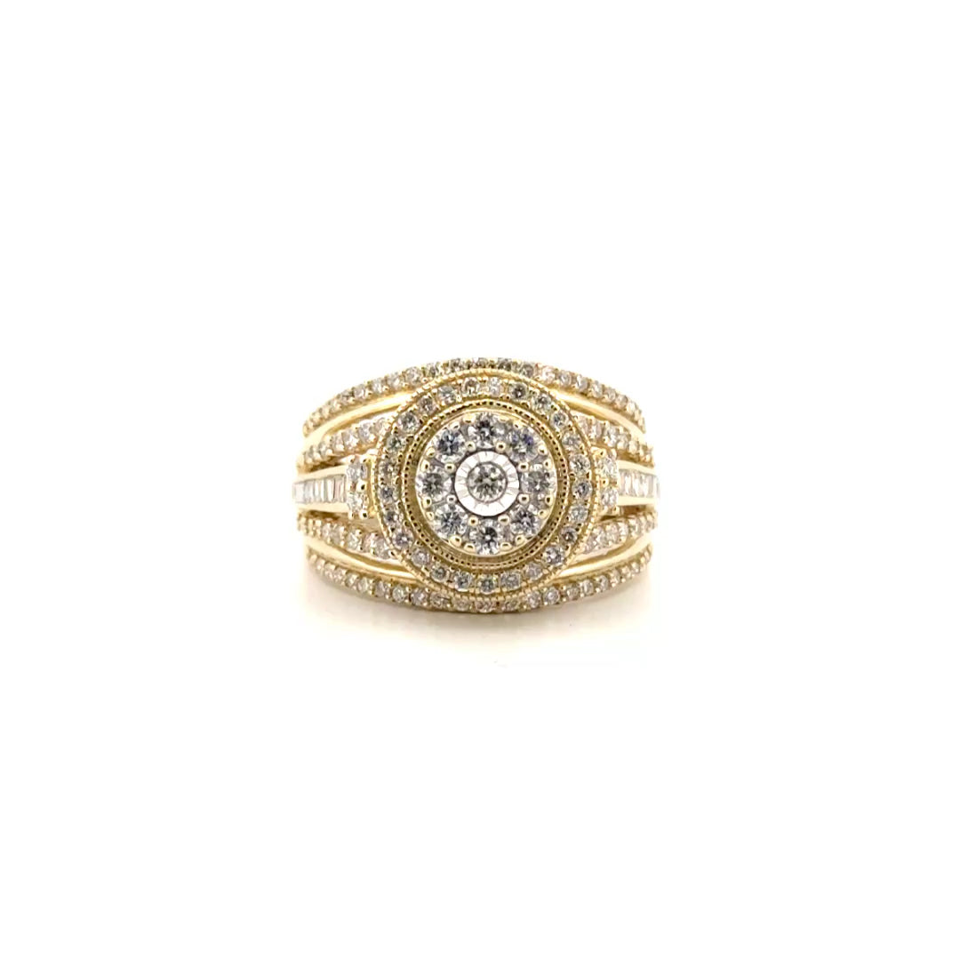 Estate Diamond Ring Set in 10K Yellow Gold
