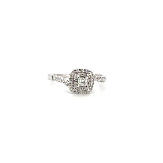 Diamond Engagement Ring Set in 14K White Gold