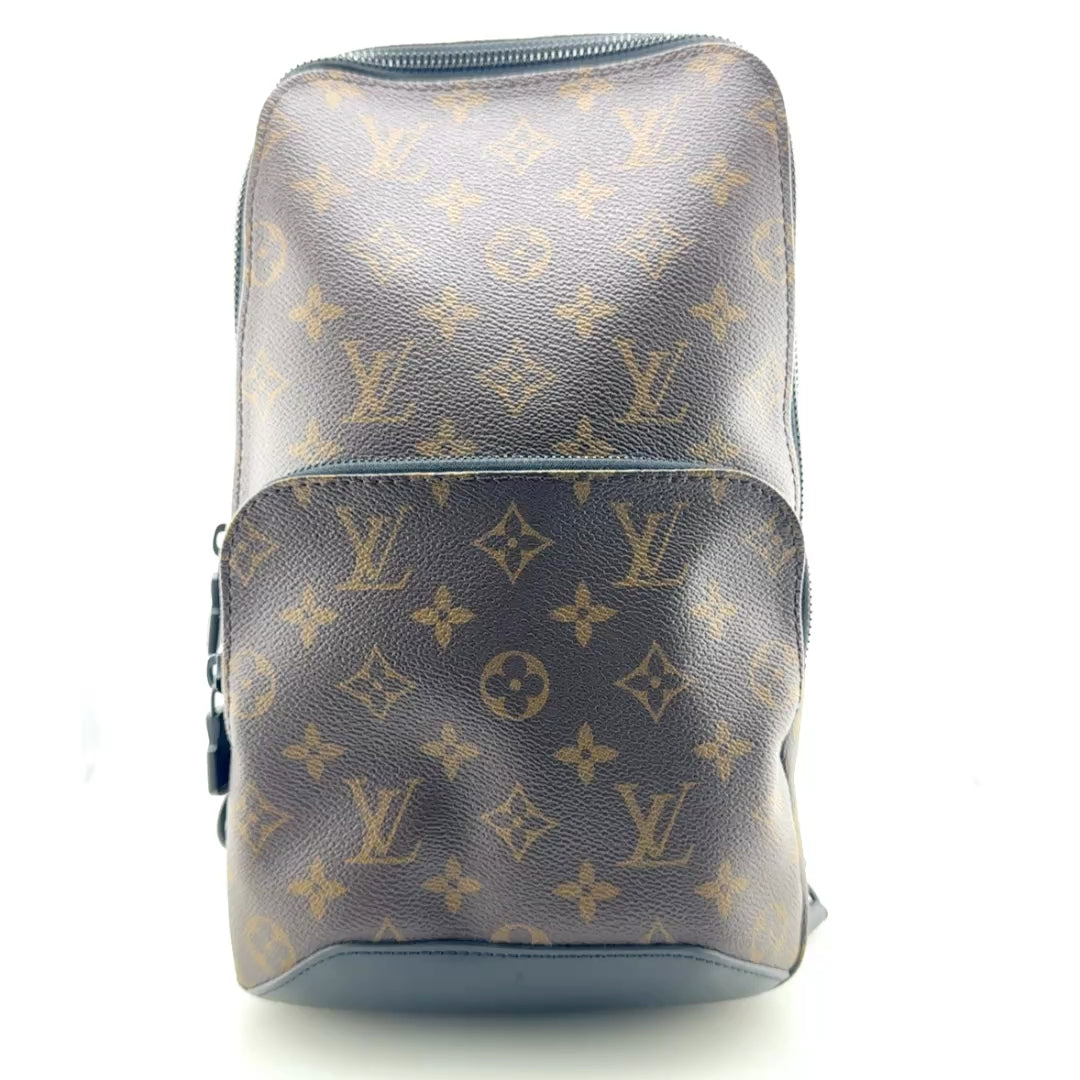 Louis Vuitton Avenue Slingbag Monogram