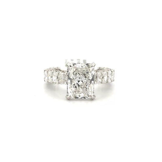 3.94ct. E VVS2 Radiant Cut Lab Grown Diamond in Platinum Mounting