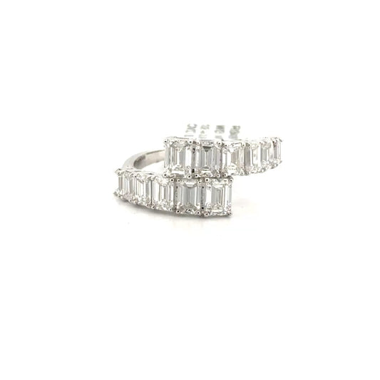 Graduated Lab Grown Emerald Diamond Fashion Band