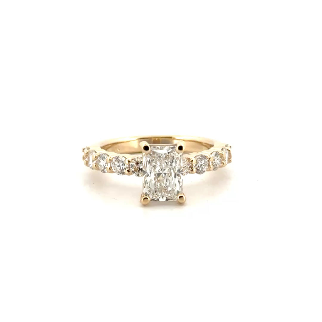 1.56ct. E VS1 Lab Grown Elongated Radiant on 10pt Band in 14K Yellow Gold