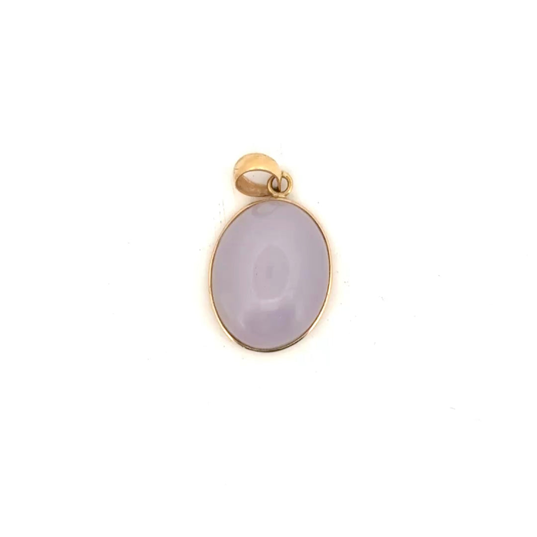 Lavender Jadeite (10.60ct.) Cabachon Pendant Set in 14K Yellow Gold