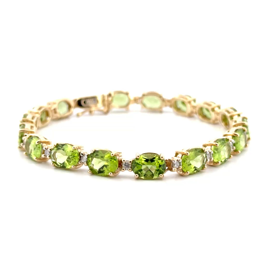 20.91cttw. Peridot Link Bracelet in 14K Yellow Gold
