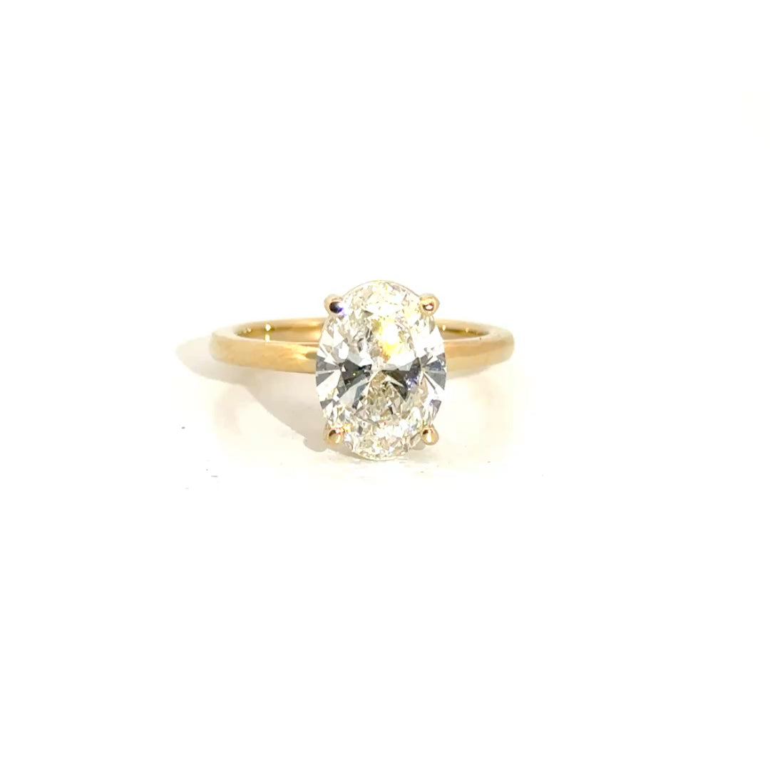 3.01ct E VS1 Lab Grown Oval Cut Diamond in 14K Yellow Gold